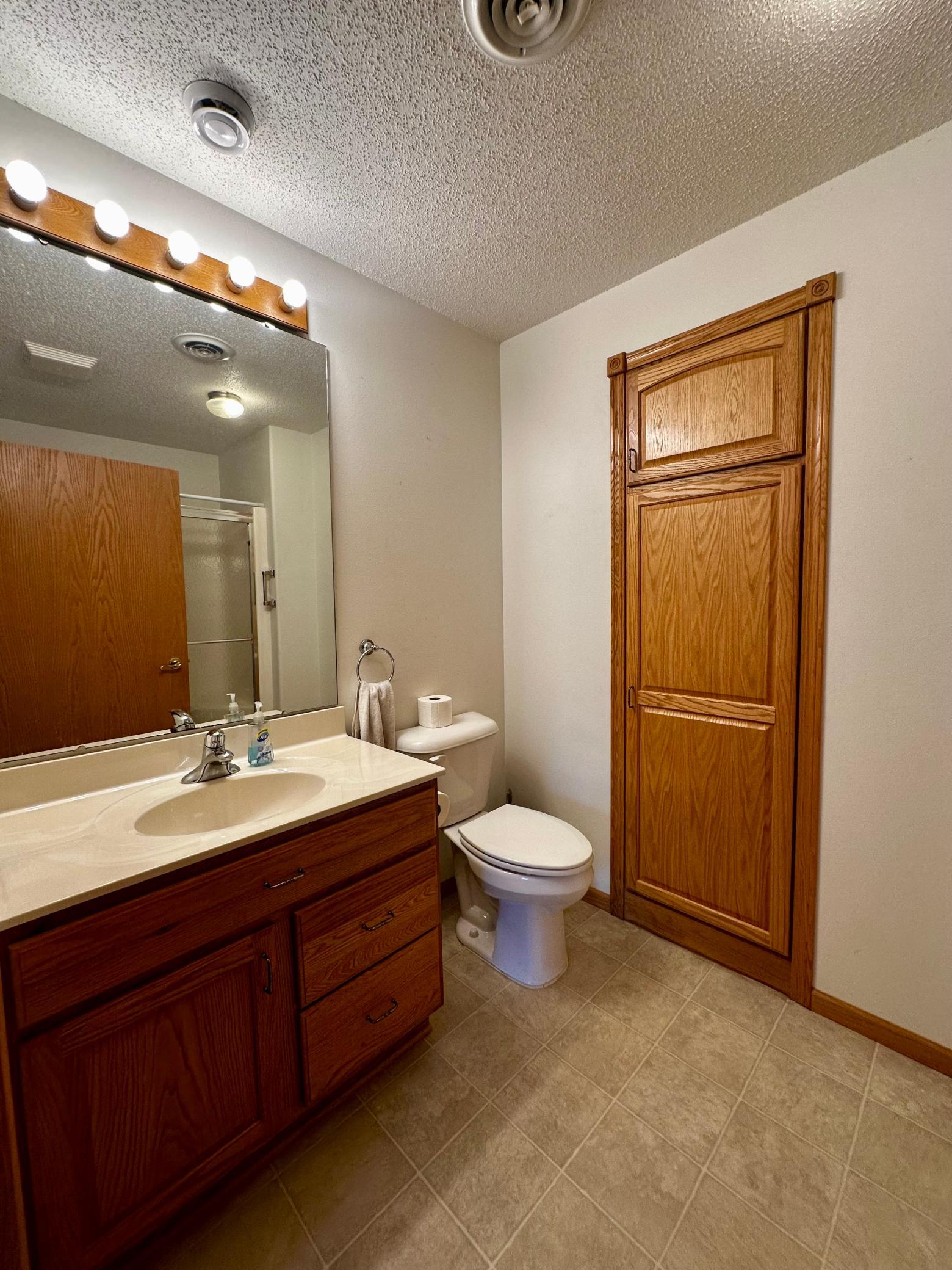 305 E Fillmore Property Photo 13