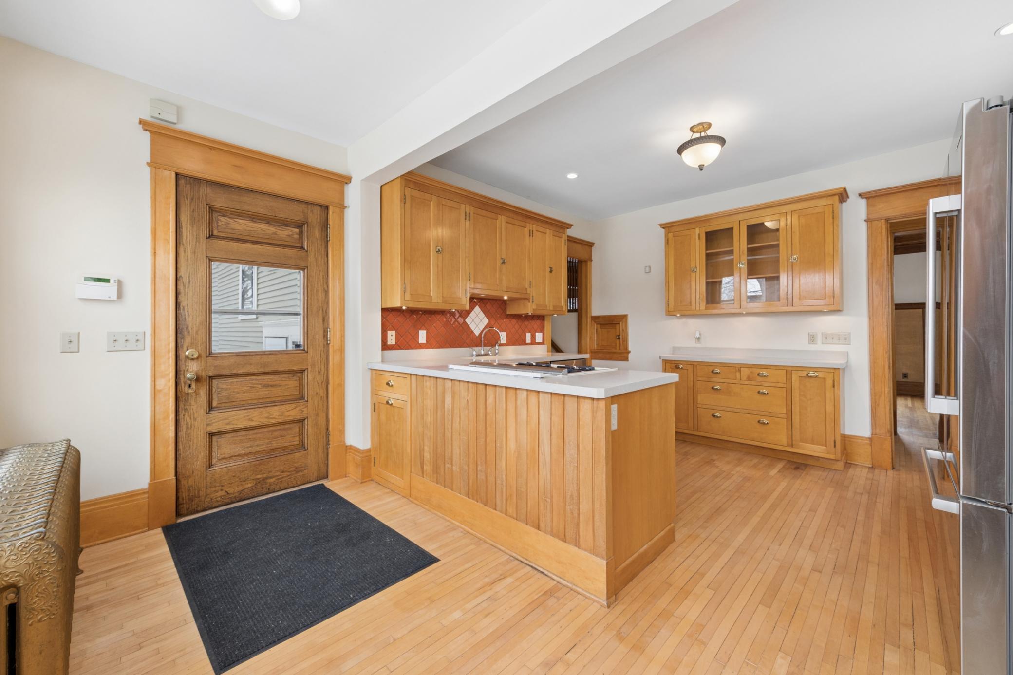 1732 Summit Avenue Property Photo 17