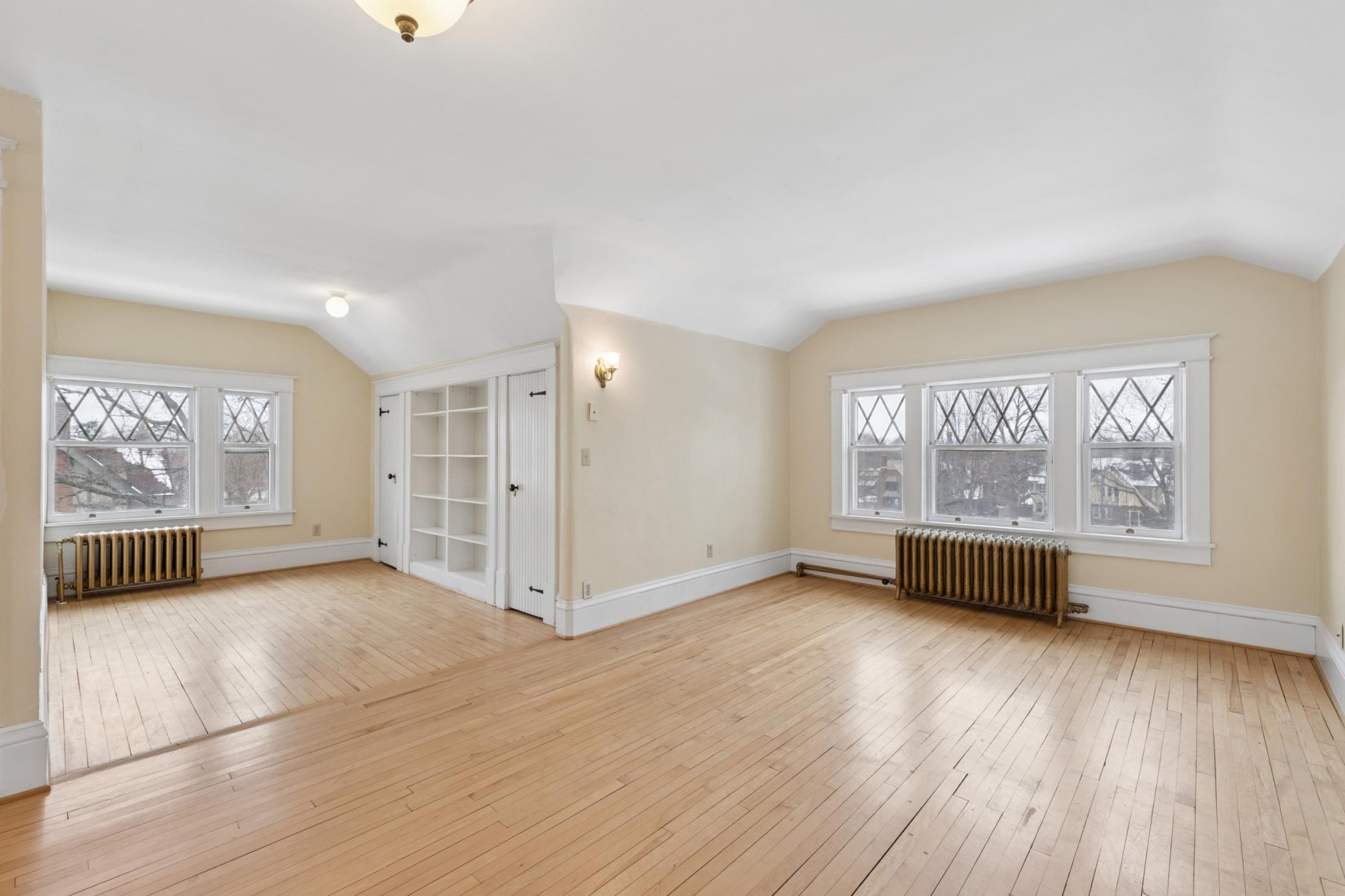 1732 Summit Avenue Property Photo 28