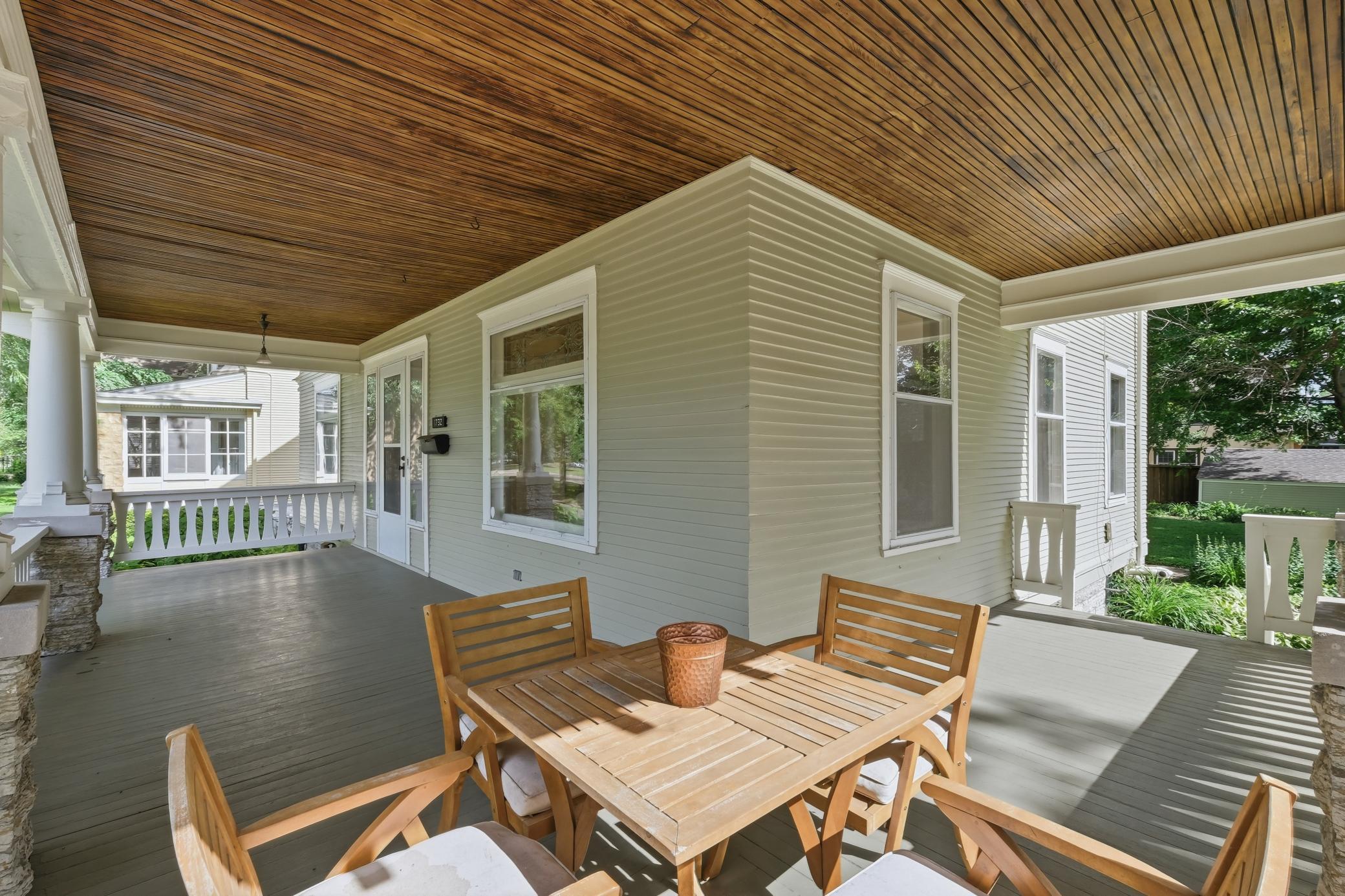 1732 Summit Avenue Property Photo 33