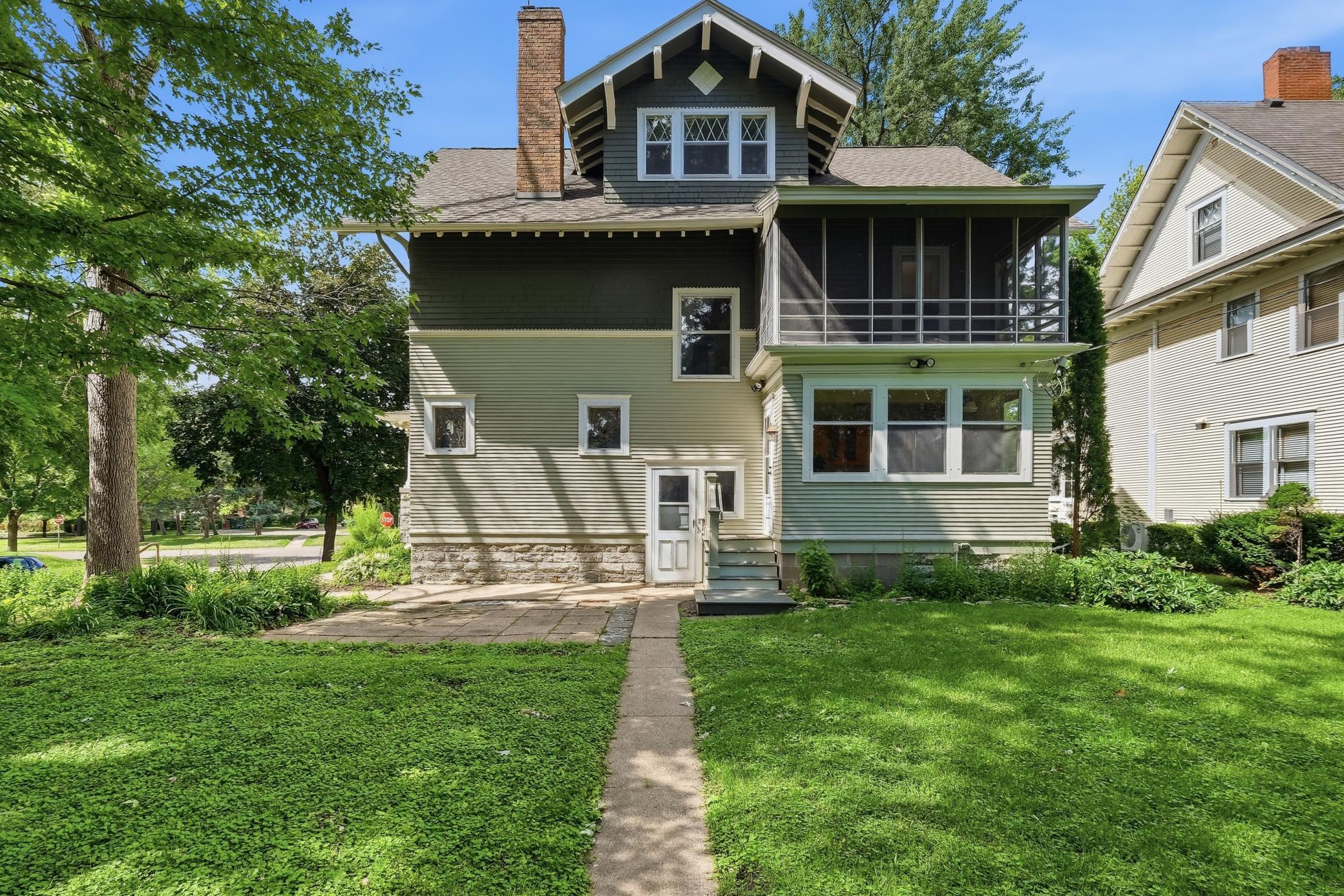 1732 Summit Avenue Property Photo 35