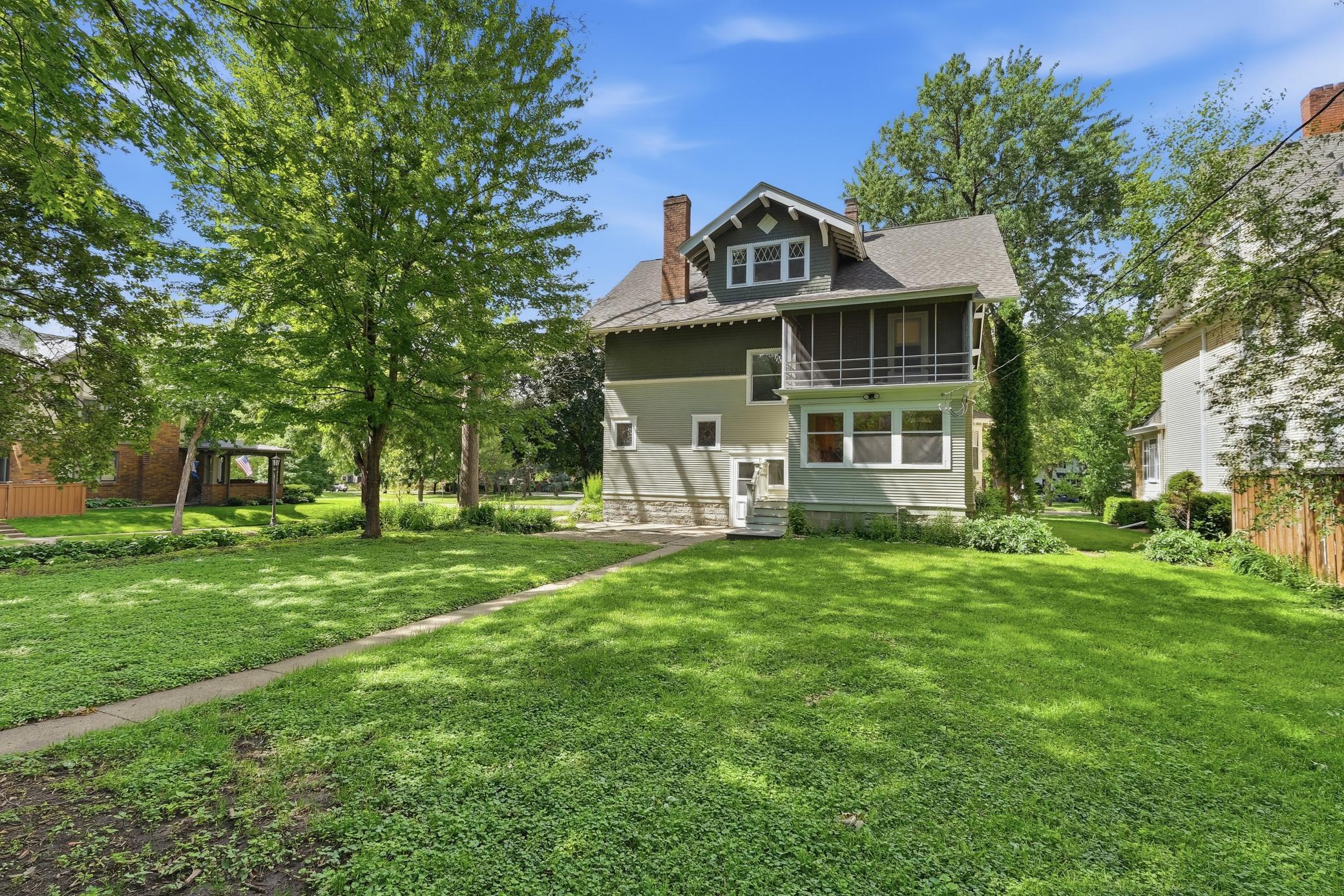 1732 Summit Avenue Property Photo 36