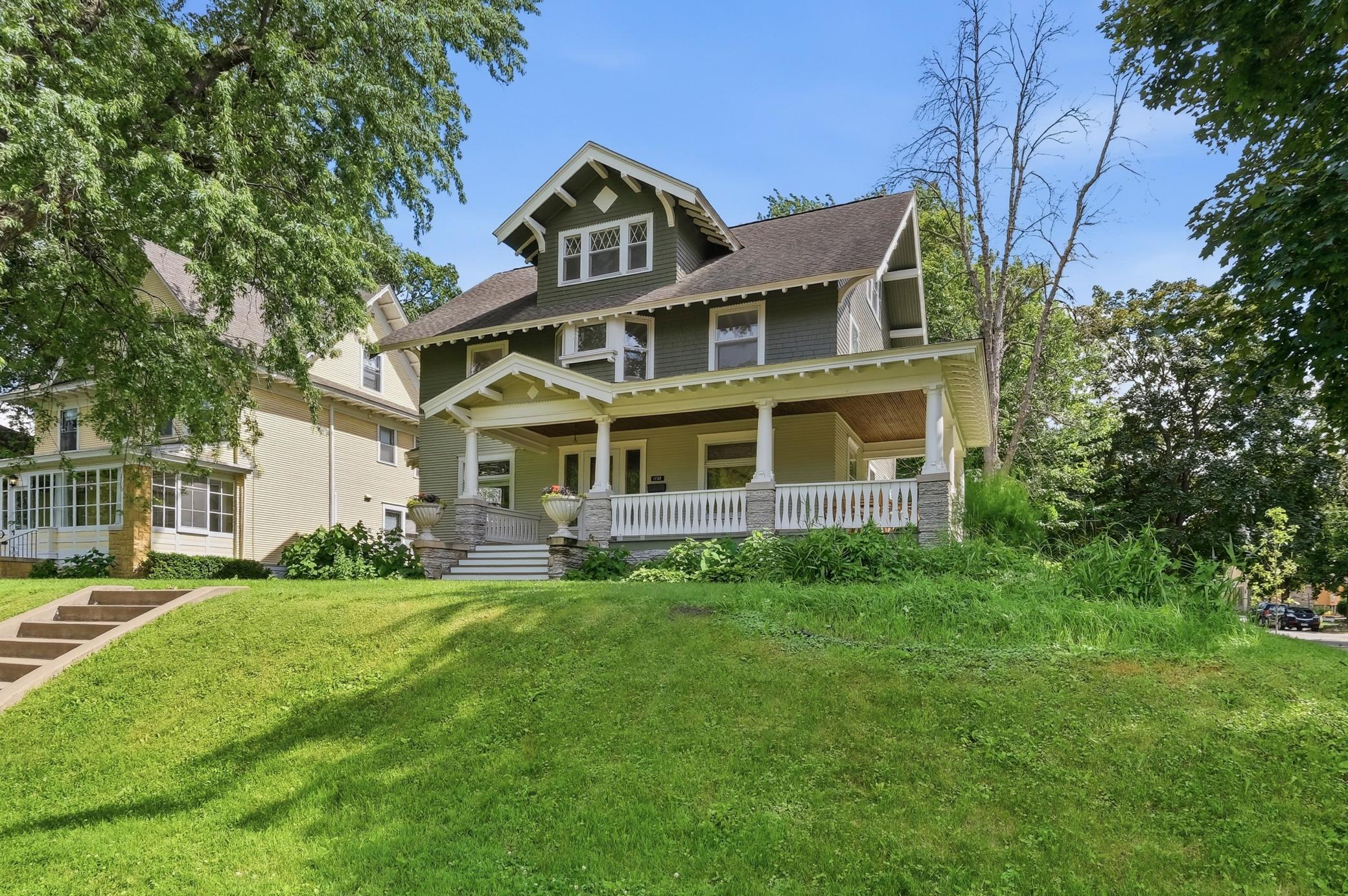 1732 Summit Avenue Property Photo 37