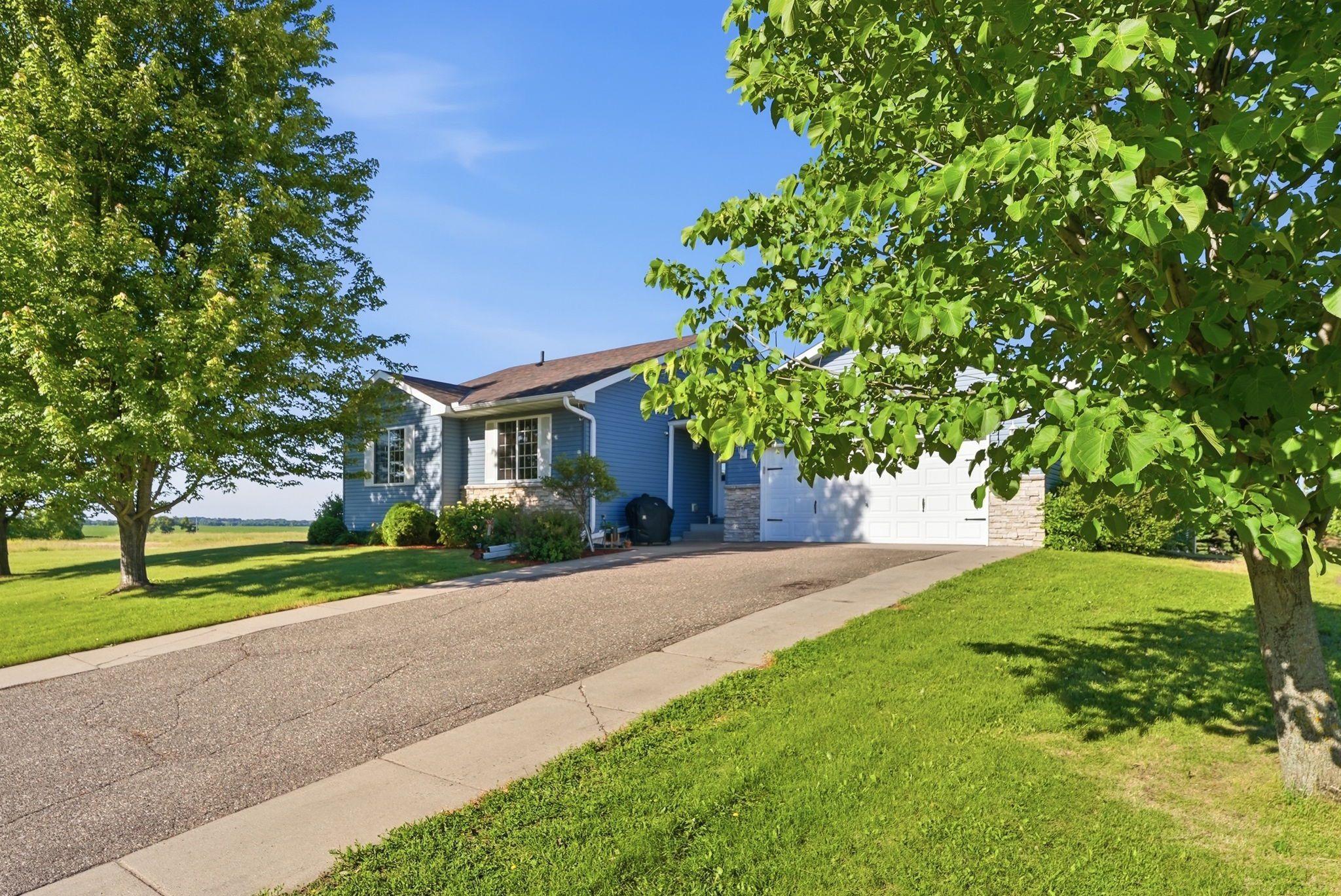121 Shire Road N Property Photo 1