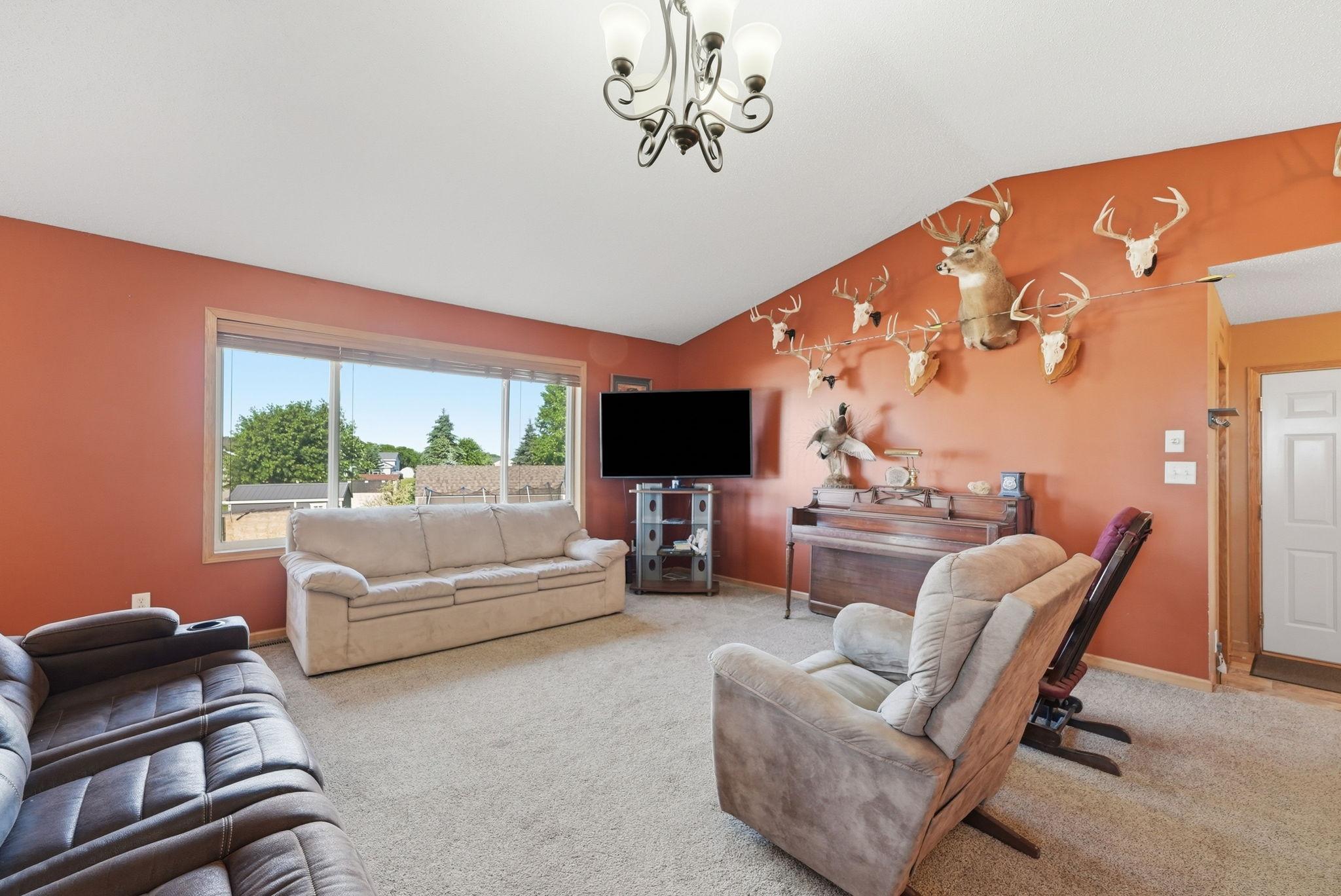 121 Shire Road N Property Photo 4