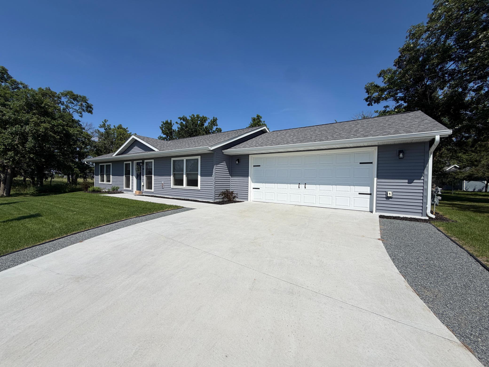 612 Irving Beach Drive Sw Property Photo 2