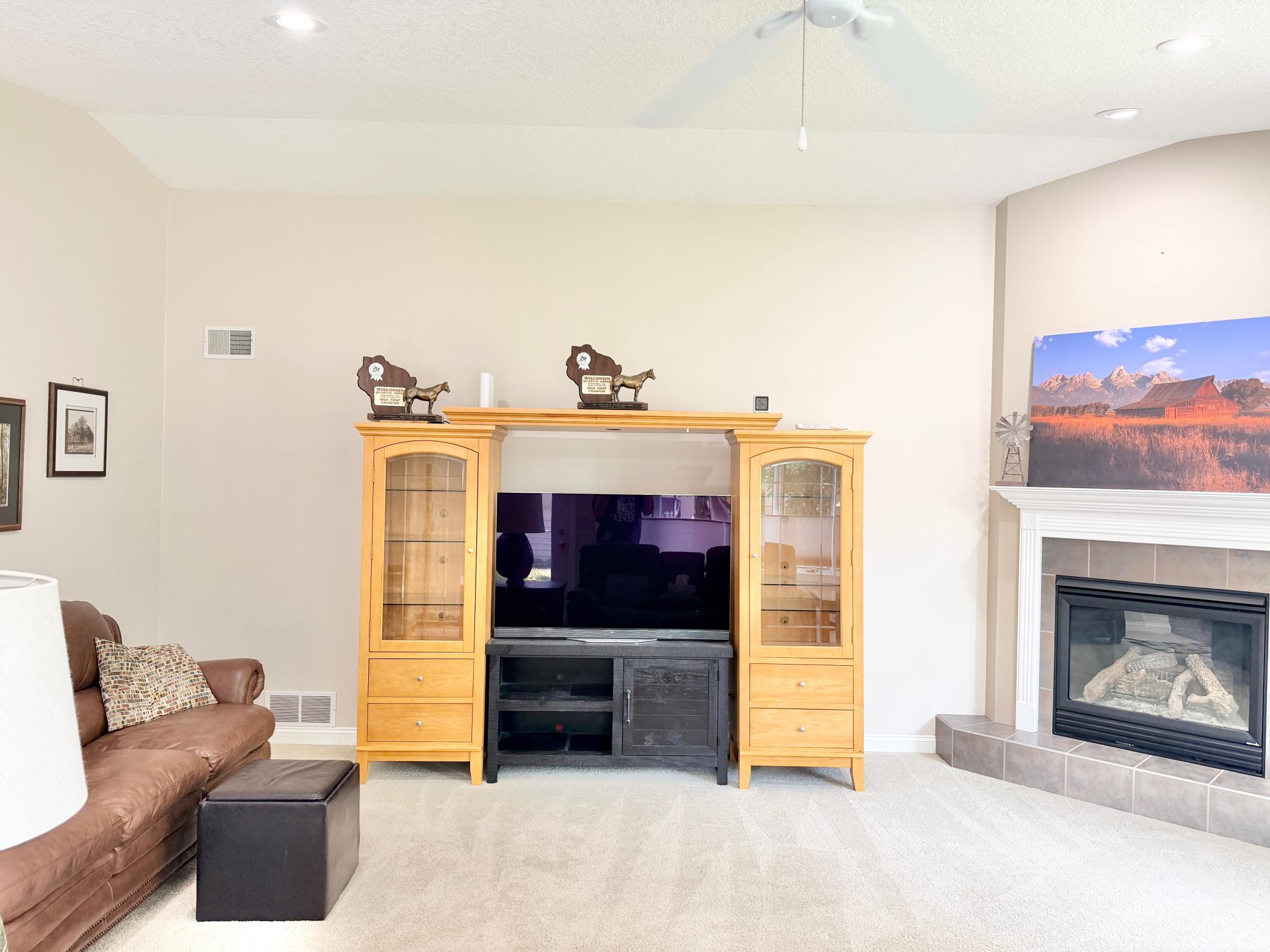 437 Crescent Drive Property Photo 18