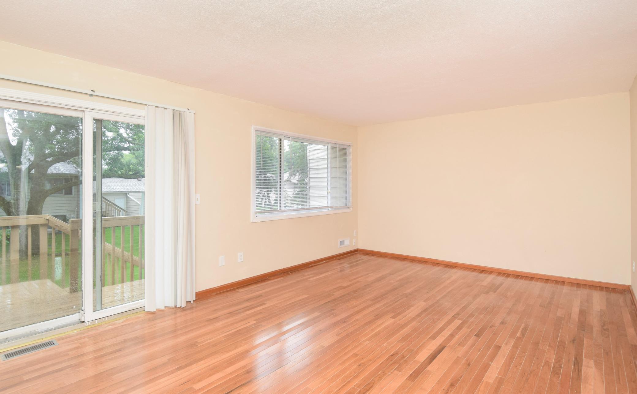 2041 103rd Avenue Nw Property Photo 2