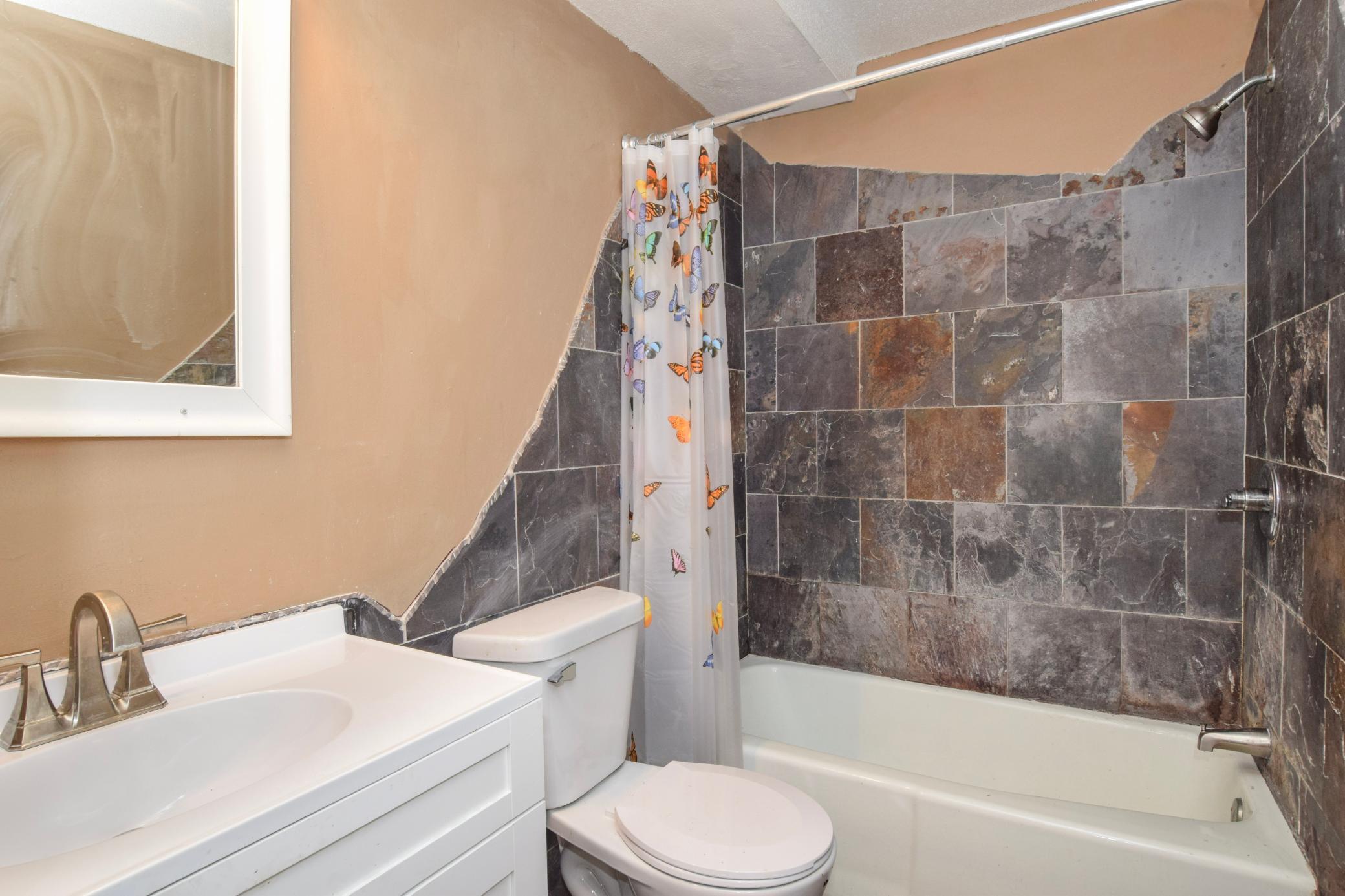 2041 103rd Avenue Nw Property Photo 5