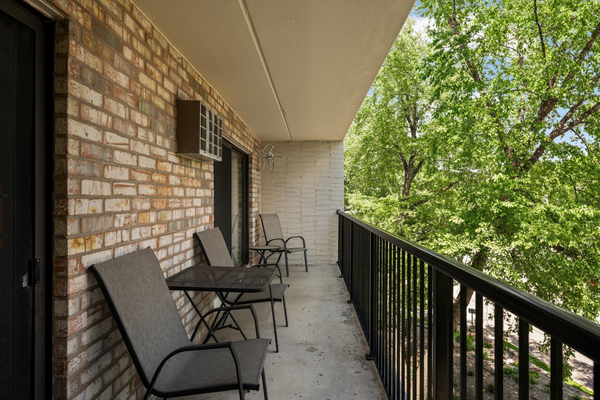 10501 Cedar Lake Road 413 Property Photo 10