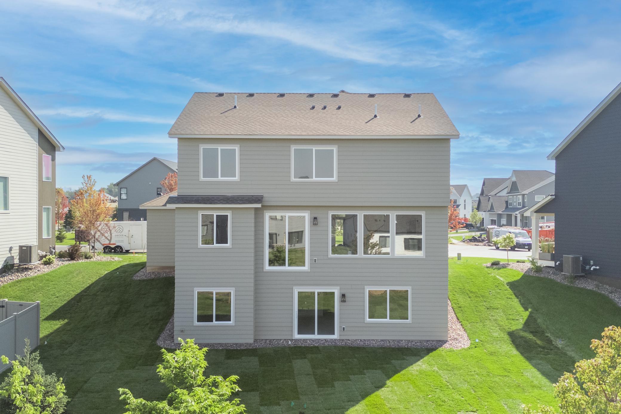 5036 Airlake Draw Property Photo 4