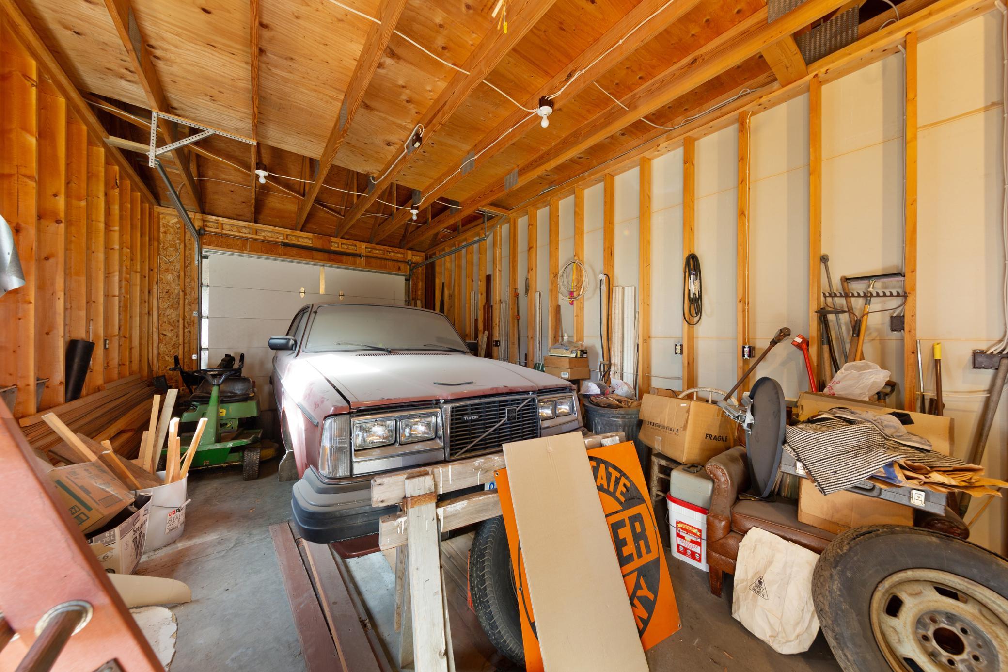 140 2nd Avenue N Property Photo 30