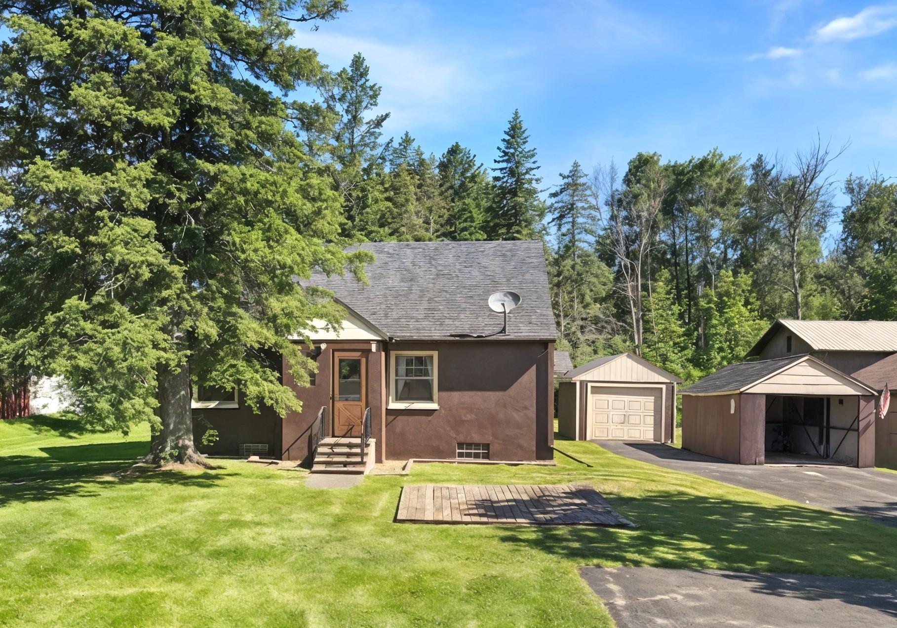 259 Old Highway 61 Property Photo 1