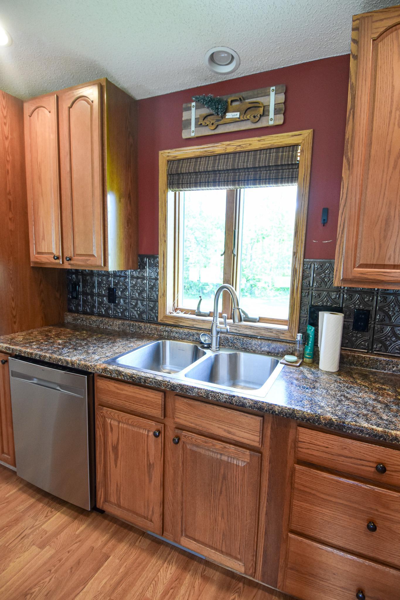 506 E Bakke Avenue Property Photo 17