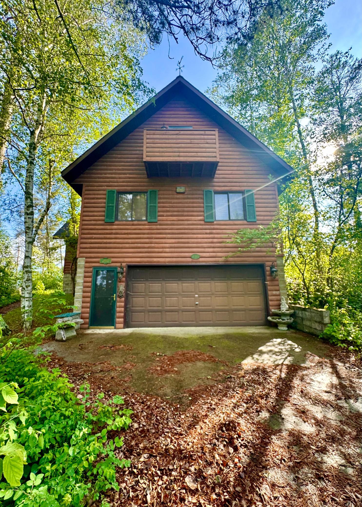 17619 Ivy Drive Property Photo 1