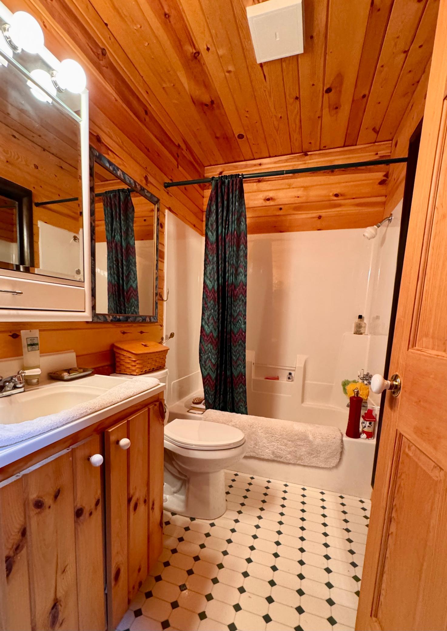 17619 Ivy Drive Property Photo 24
