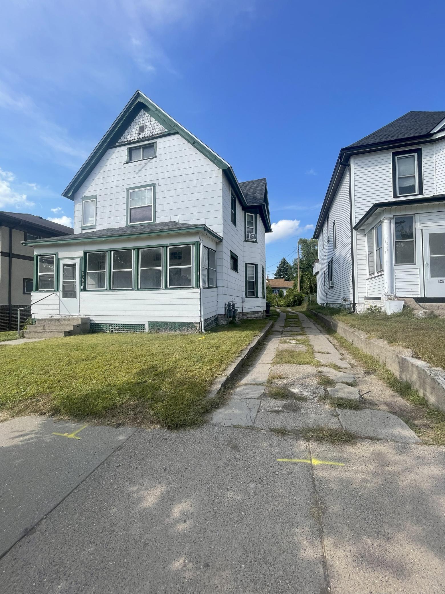 365 Case Avenue Property Photo 2