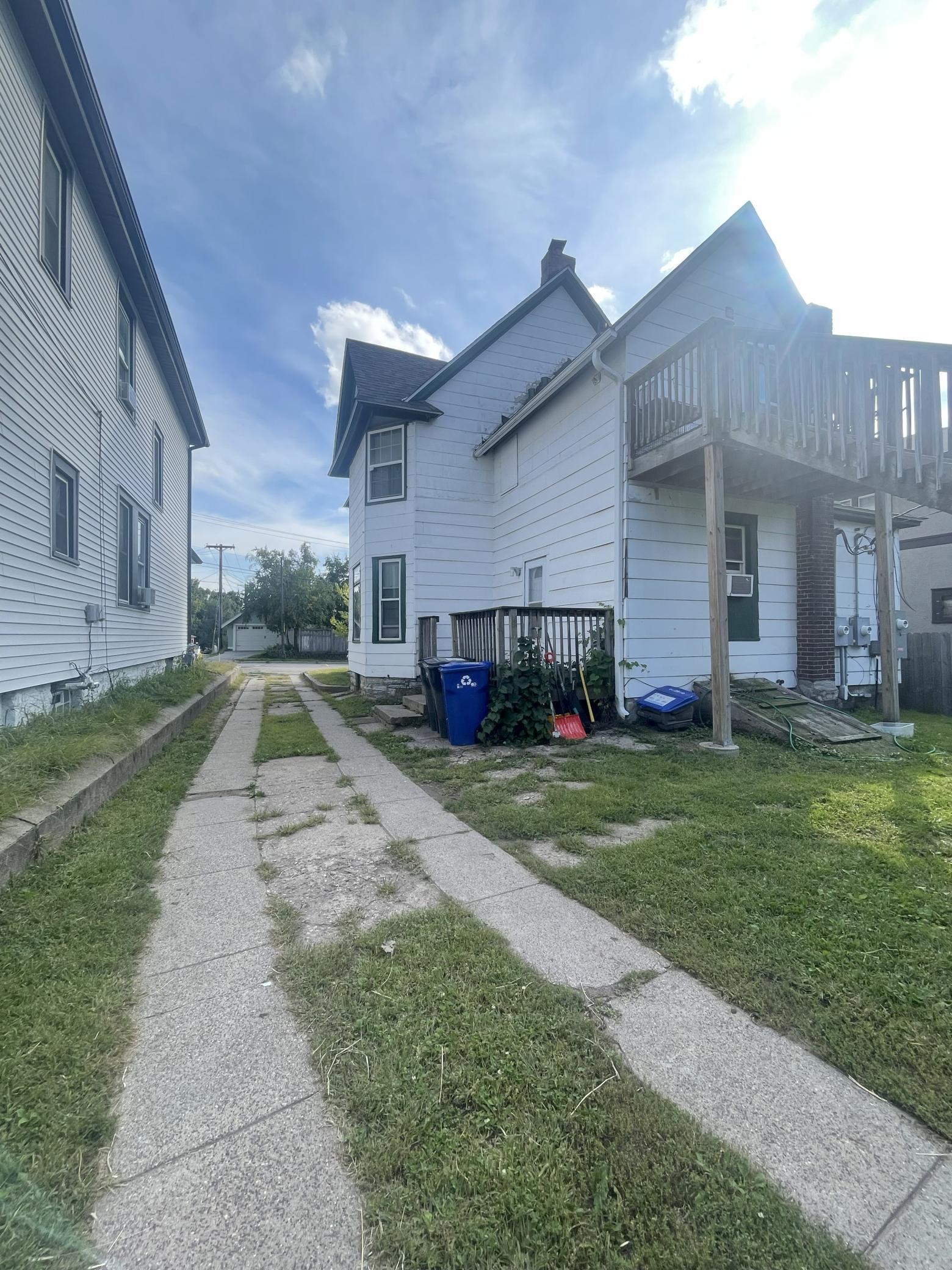 365 Case Avenue Property Photo 6
