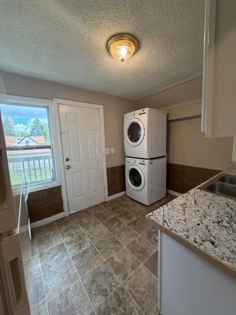 365 Case Avenue Property Photo 8