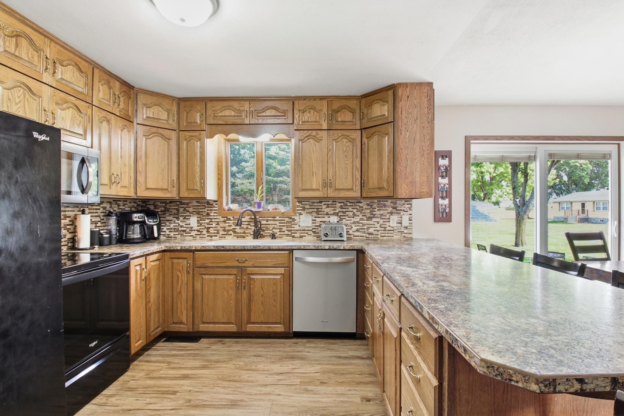 1365 7th Street Property Photo 4