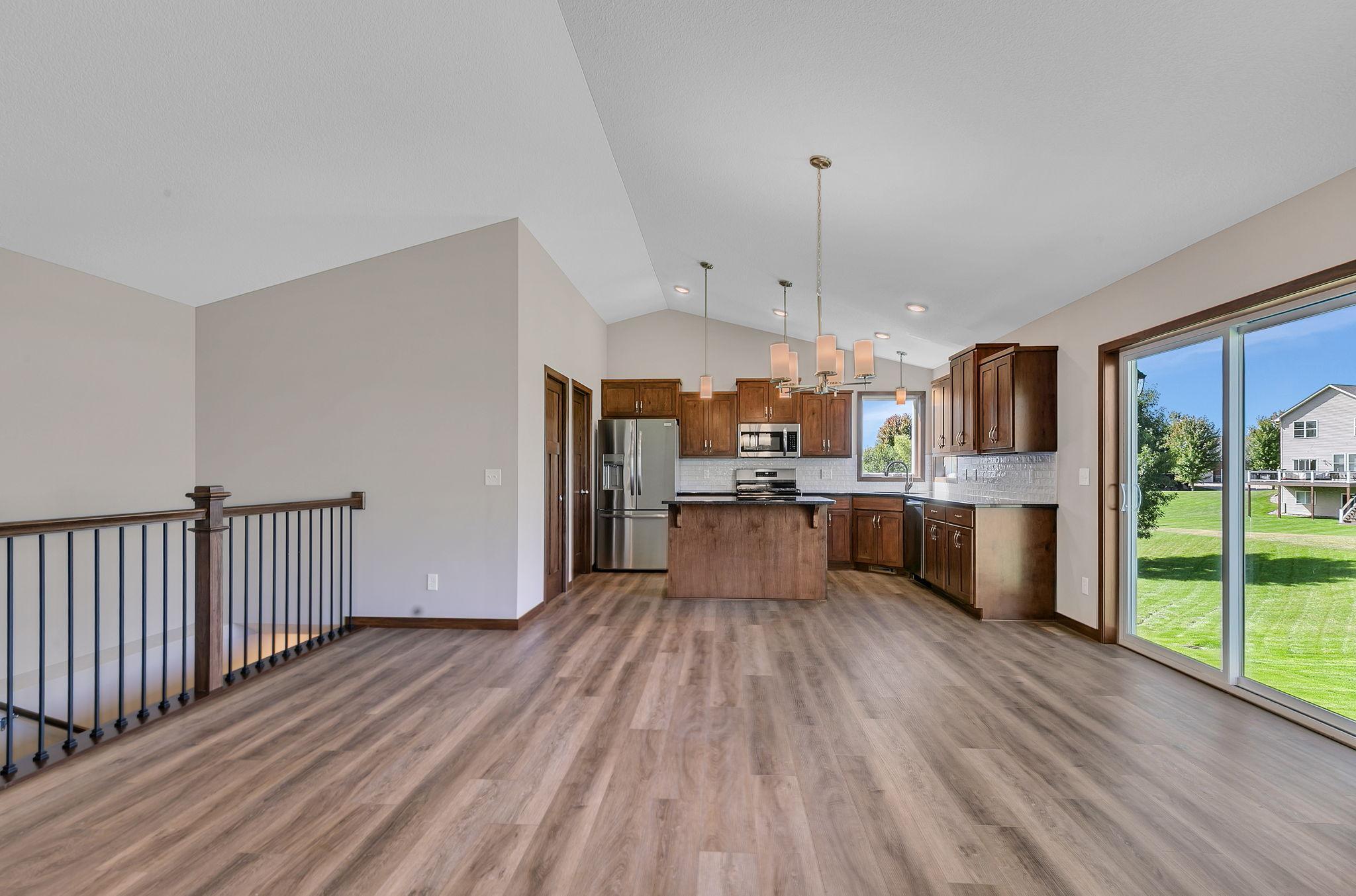 5869 Deer Street Property Photo 7