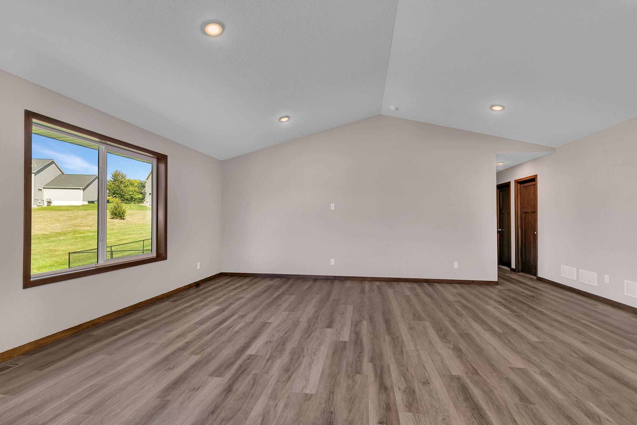 5869 Deer Street Property Photo 10