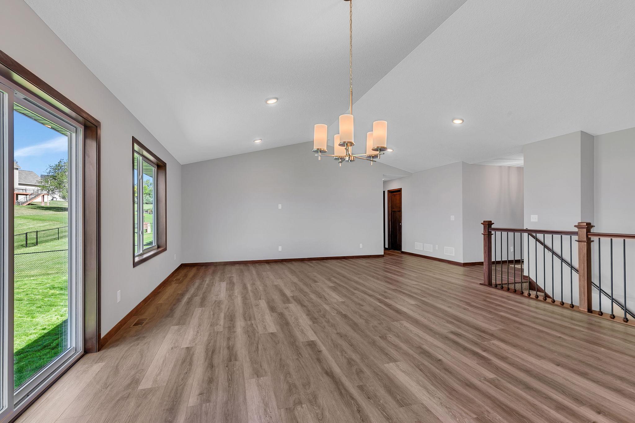 5869 Deer Street Property Photo 11
