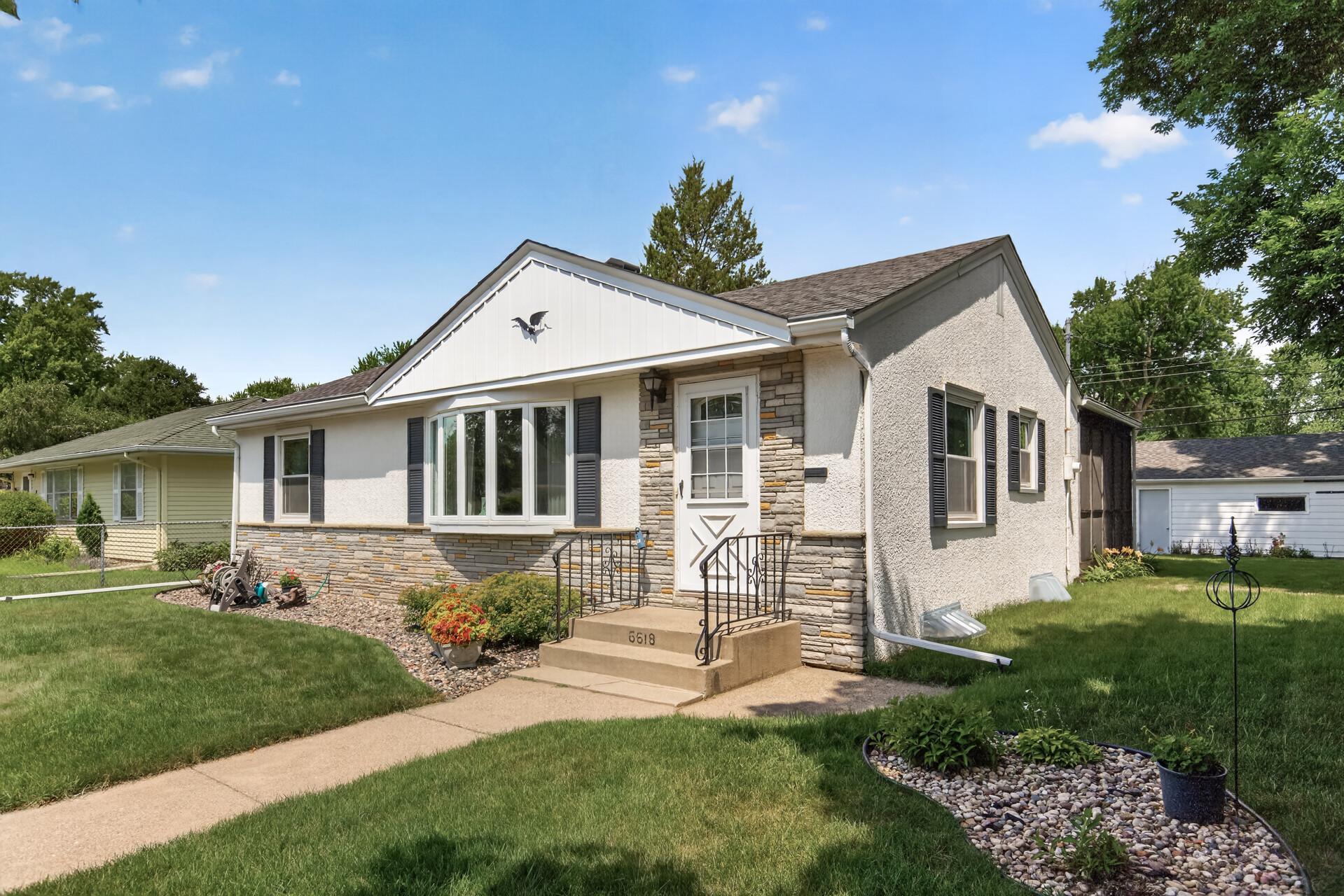 6618 Fairview Avenue N Property Photo 1