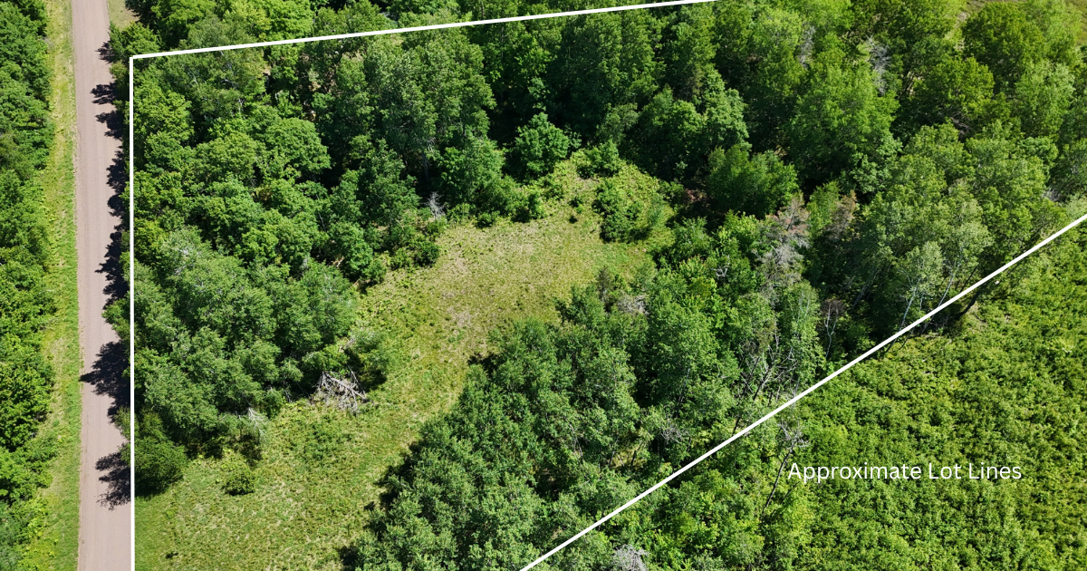 15043 S Thorn Lake Loop Property Photo 3