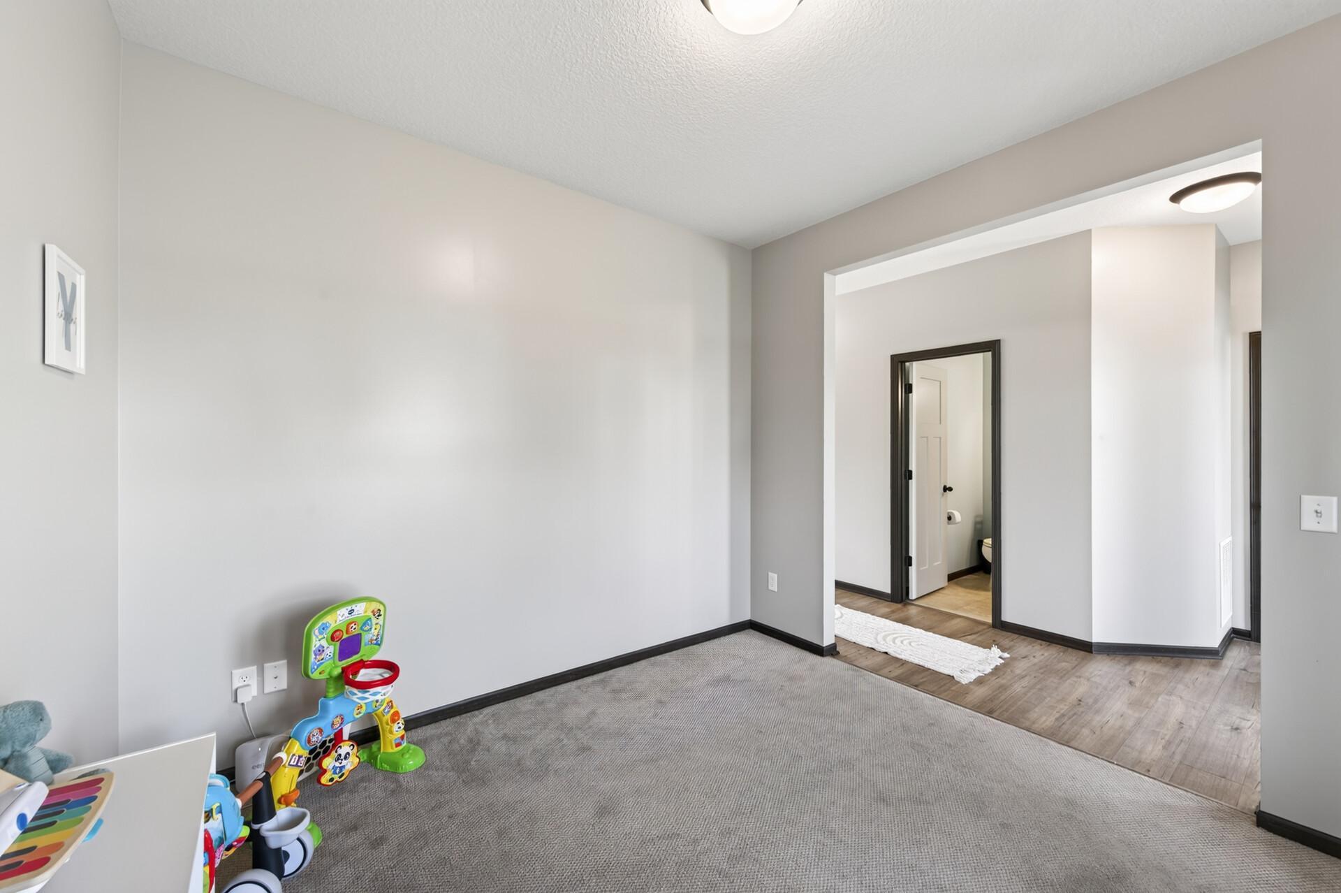 13959 Ashford Path Property Photo 27