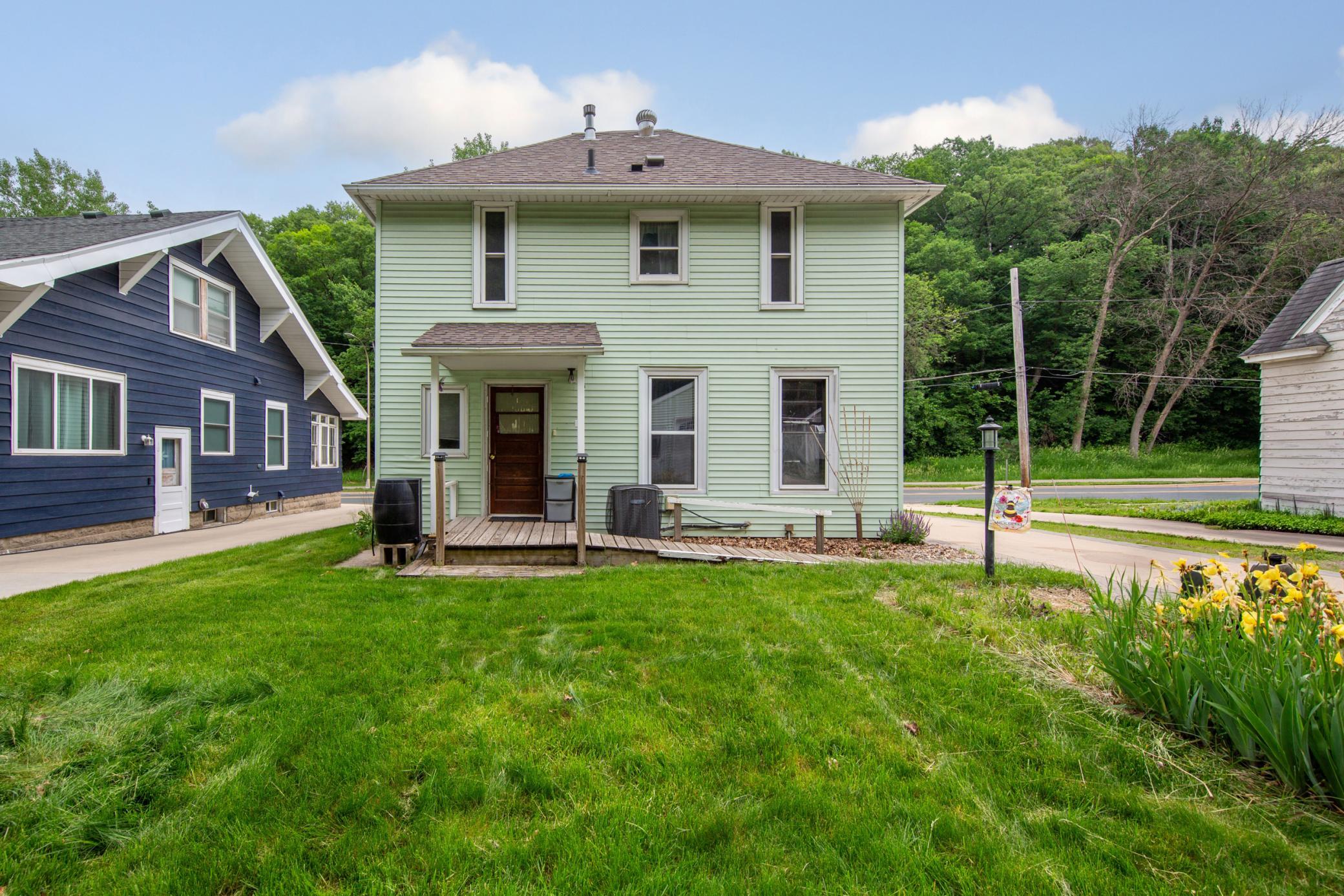 413 Glenwood Avenue Property Photo 4