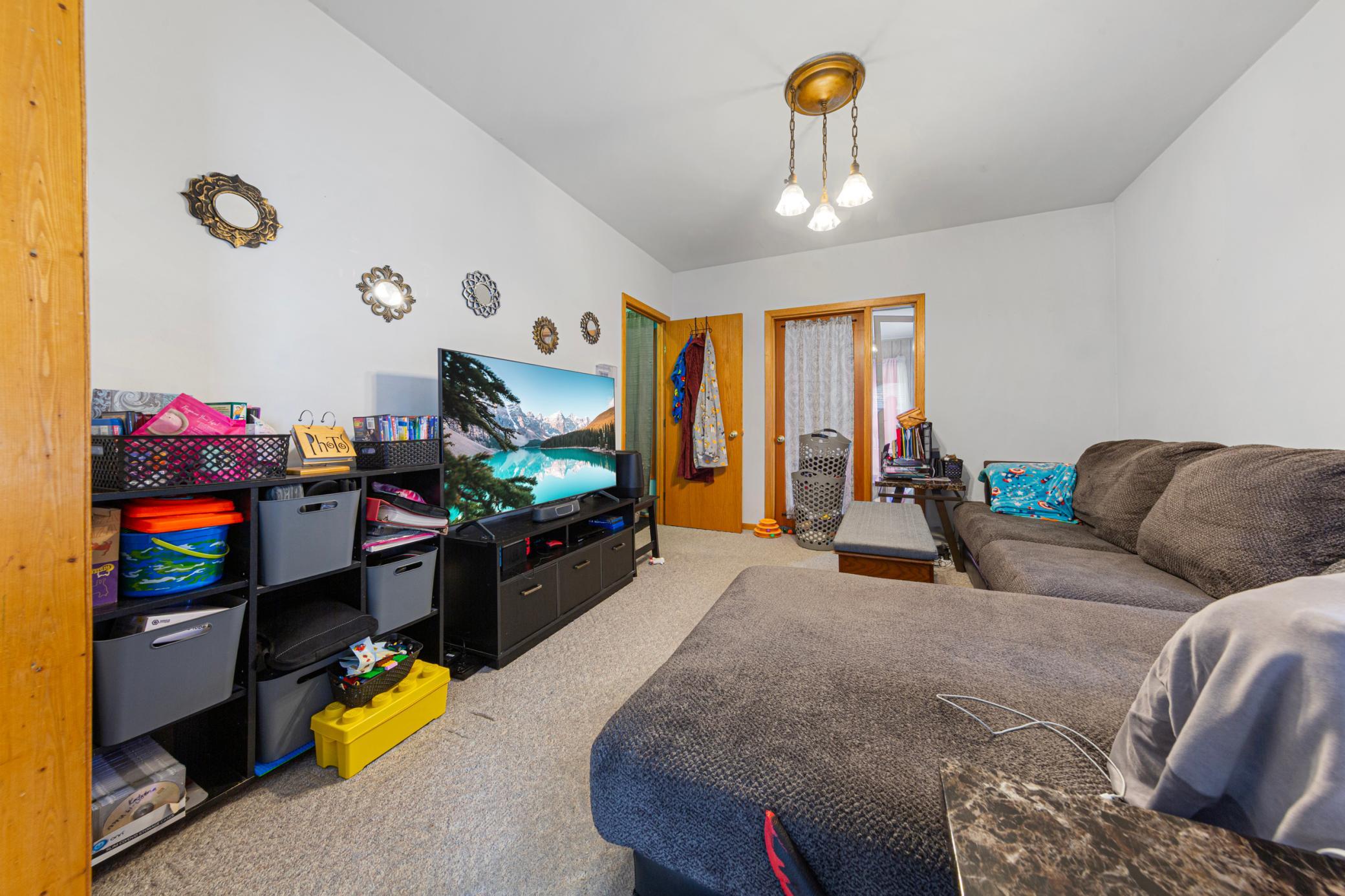 413 Glenwood Avenue Property Photo 7