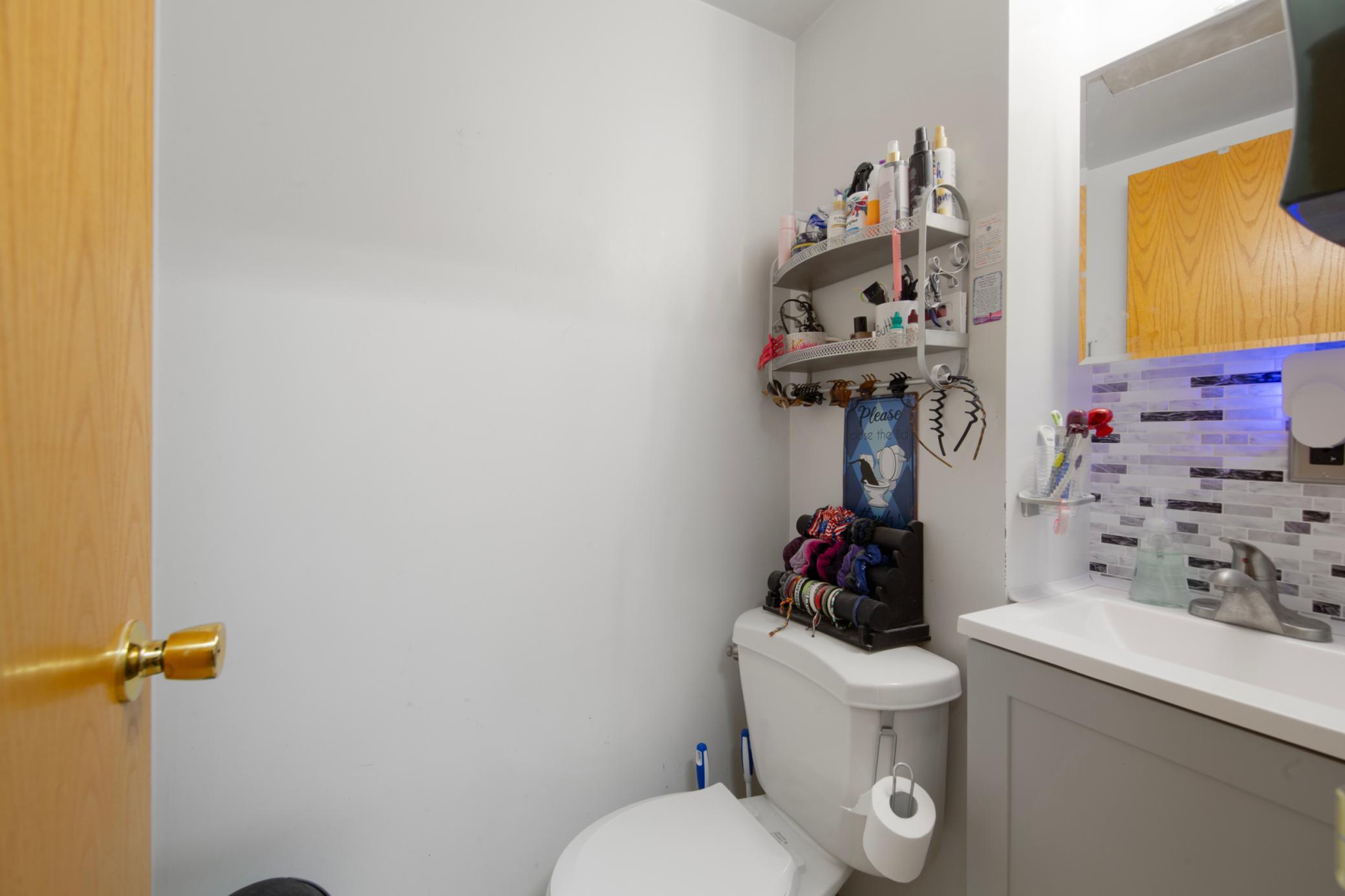 413 Glenwood Avenue Property Photo 13