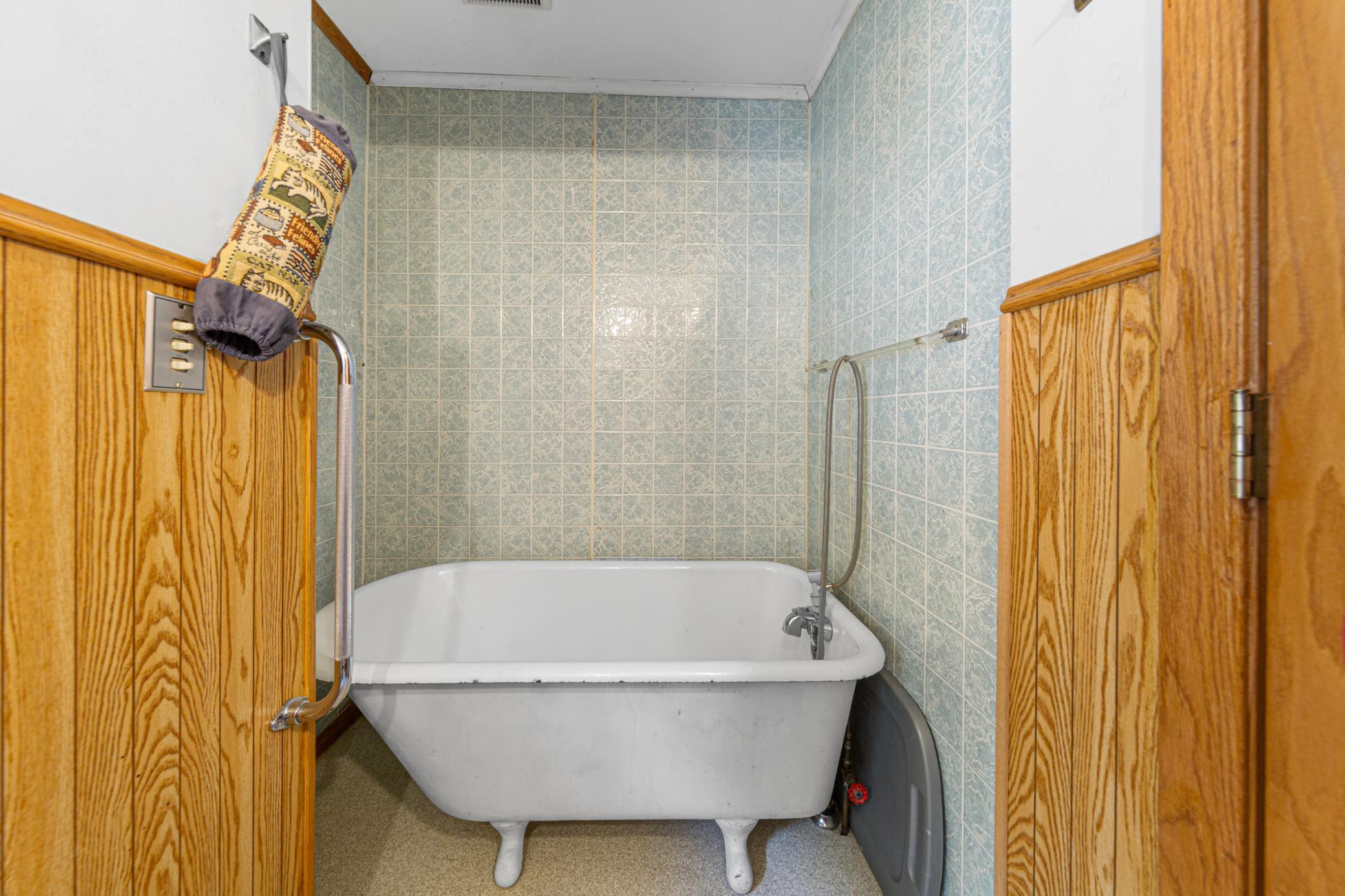 413 Glenwood Avenue Property Photo 17