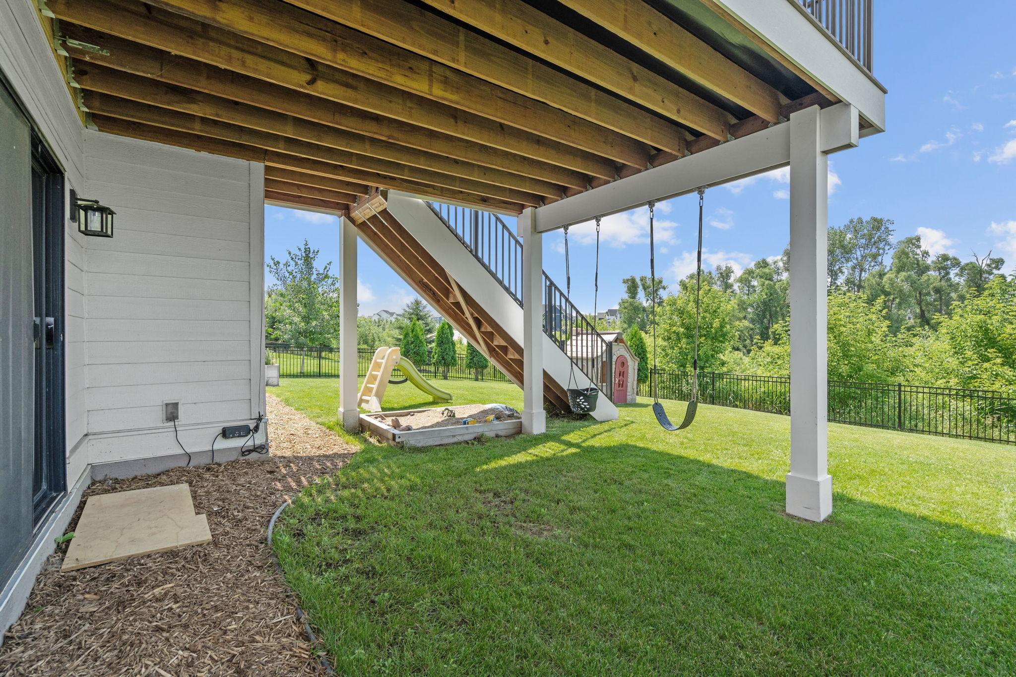 5054 Boulder Lane Property Photo 11