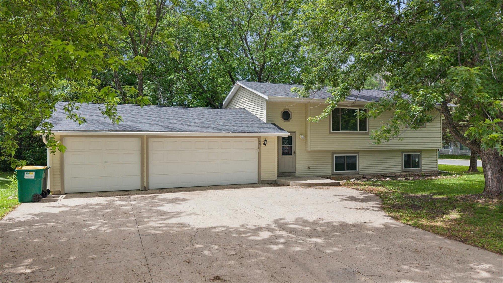 845 3rd Street N Property Photo 1