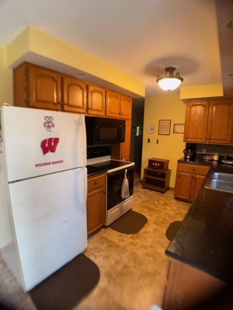 W9538 Cedar Drive Property Photo 6