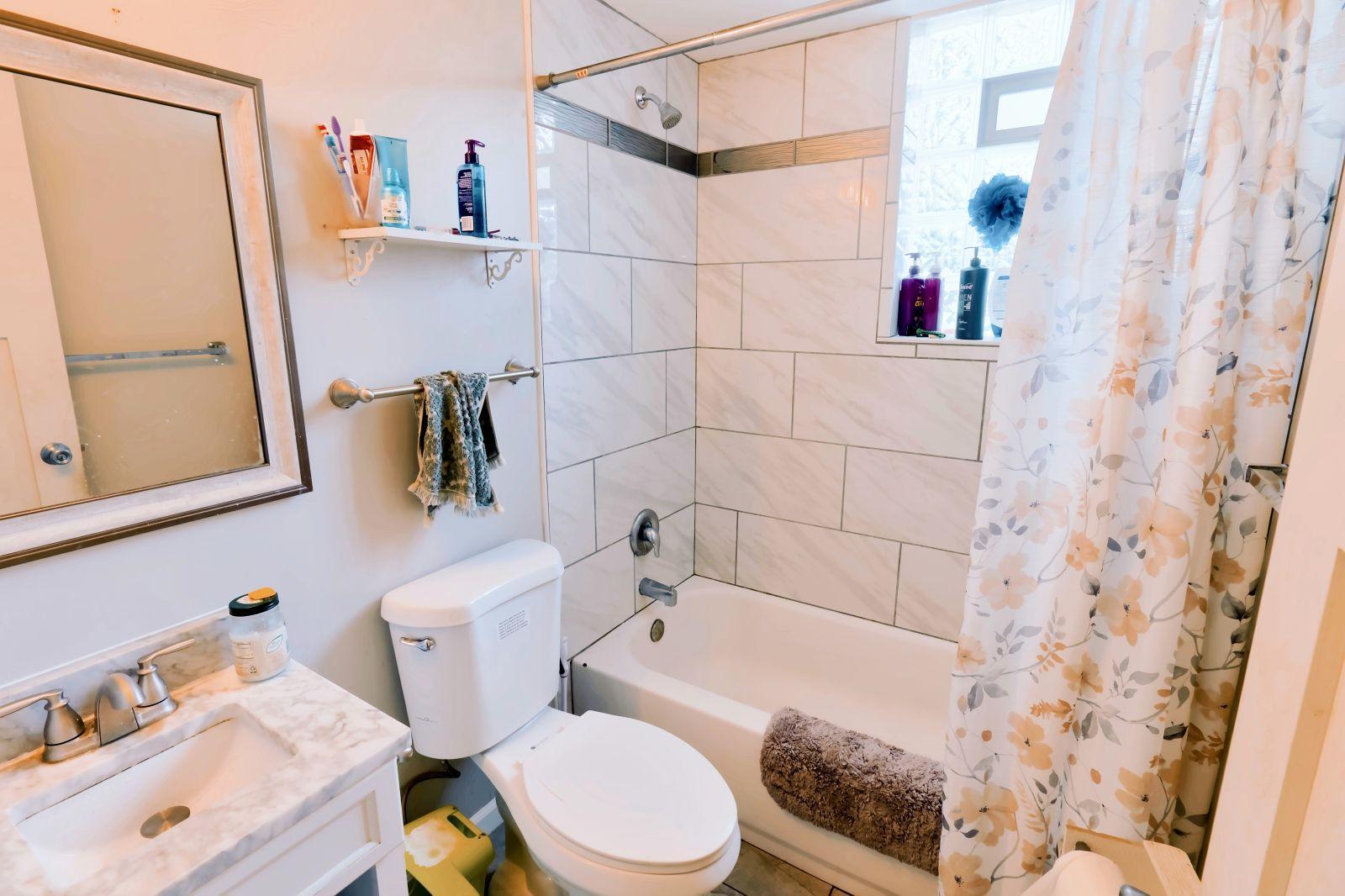 4376 Upper 71st Street E Property Photo 6