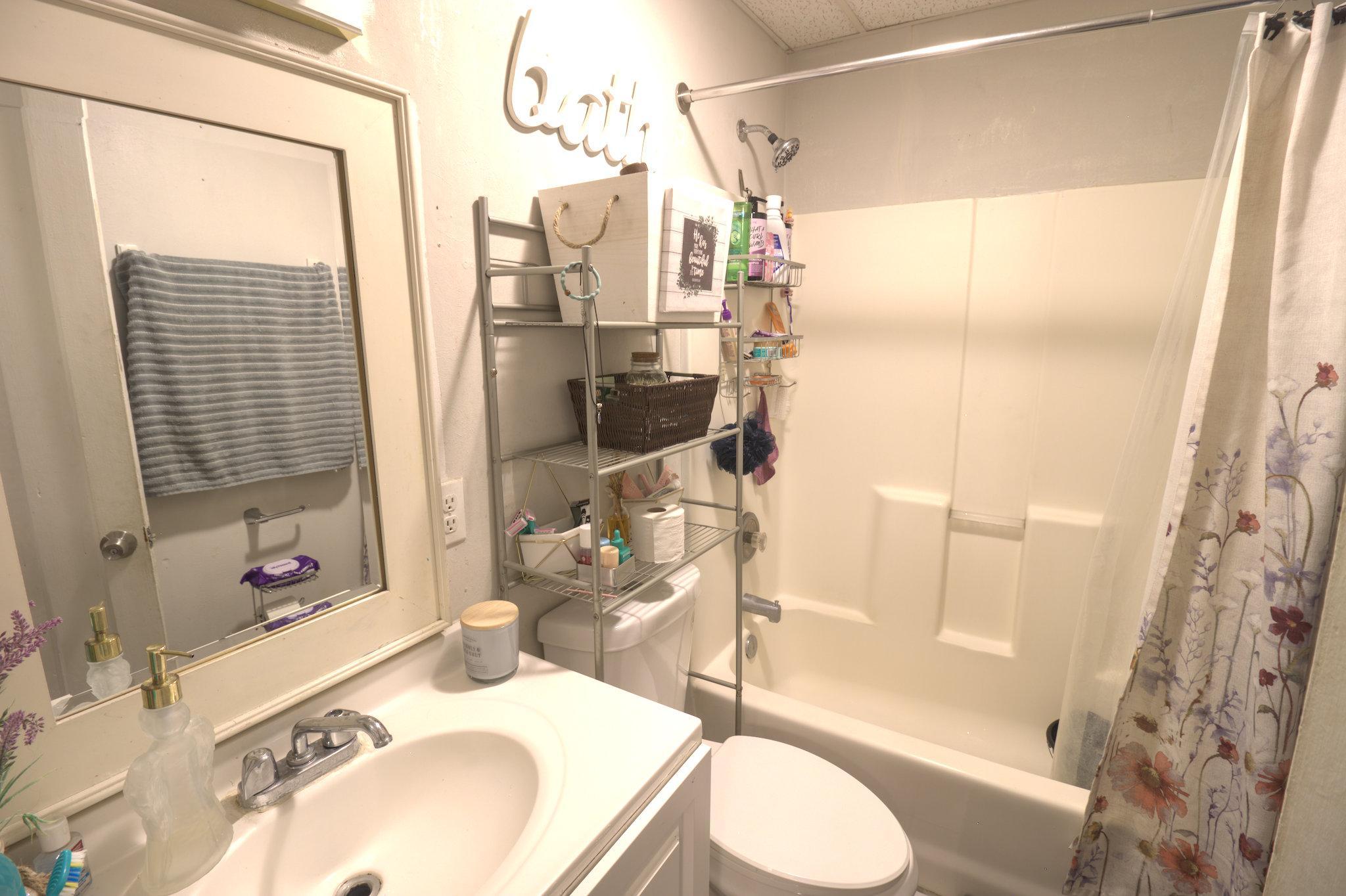 4376 Upper 71st Street E Property Photo 10