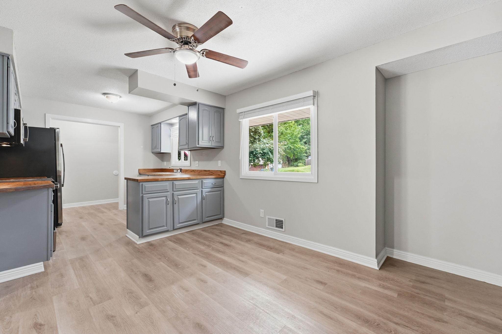 409 Harold Drive Property Photo 12