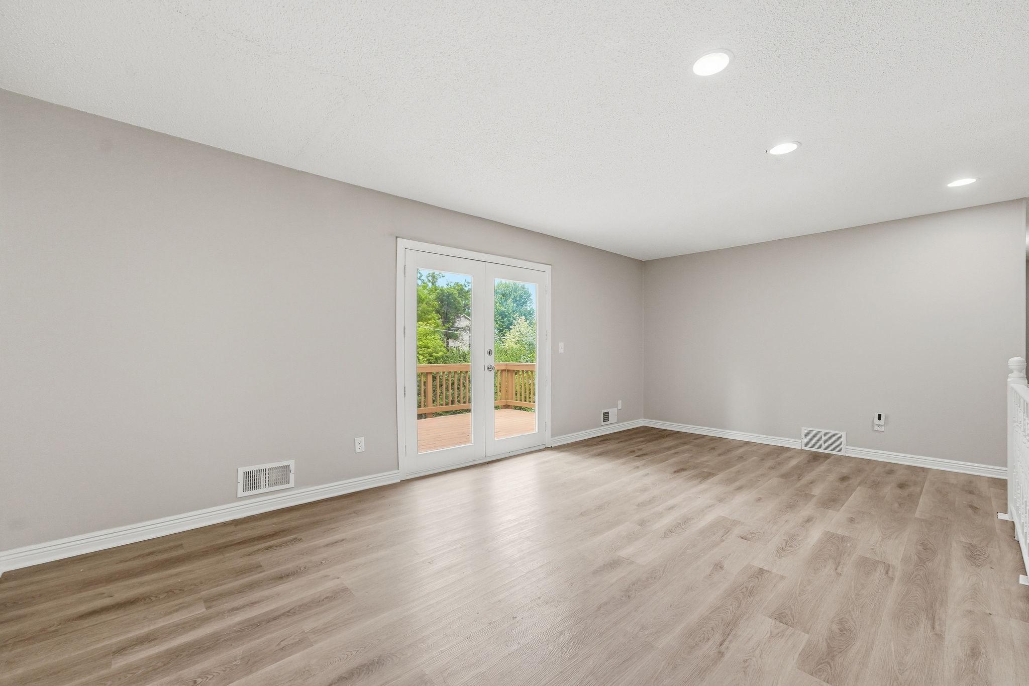 409 Harold Drive Property Photo 17