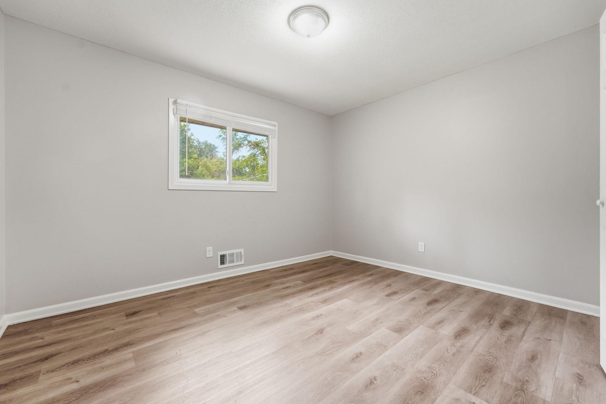 409 Harold Drive Property Photo 30