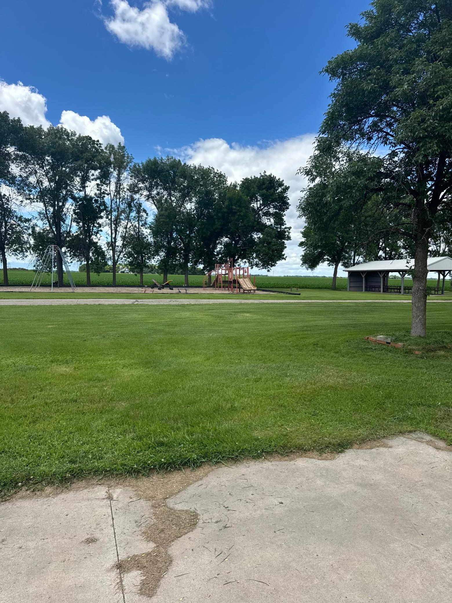 106 2nd Avenue N Property Photo 3