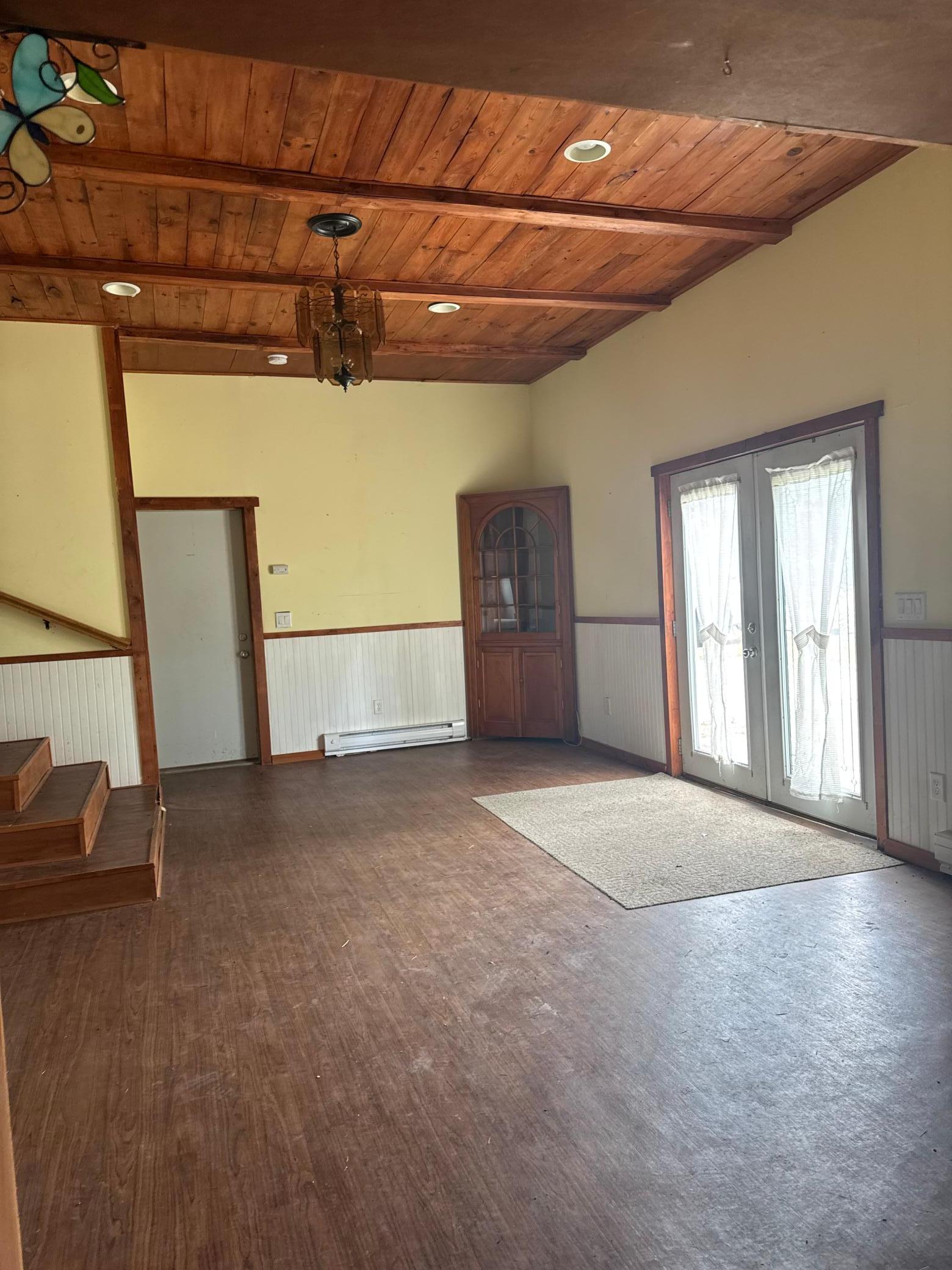 106 2nd Avenue N Property Photo 8