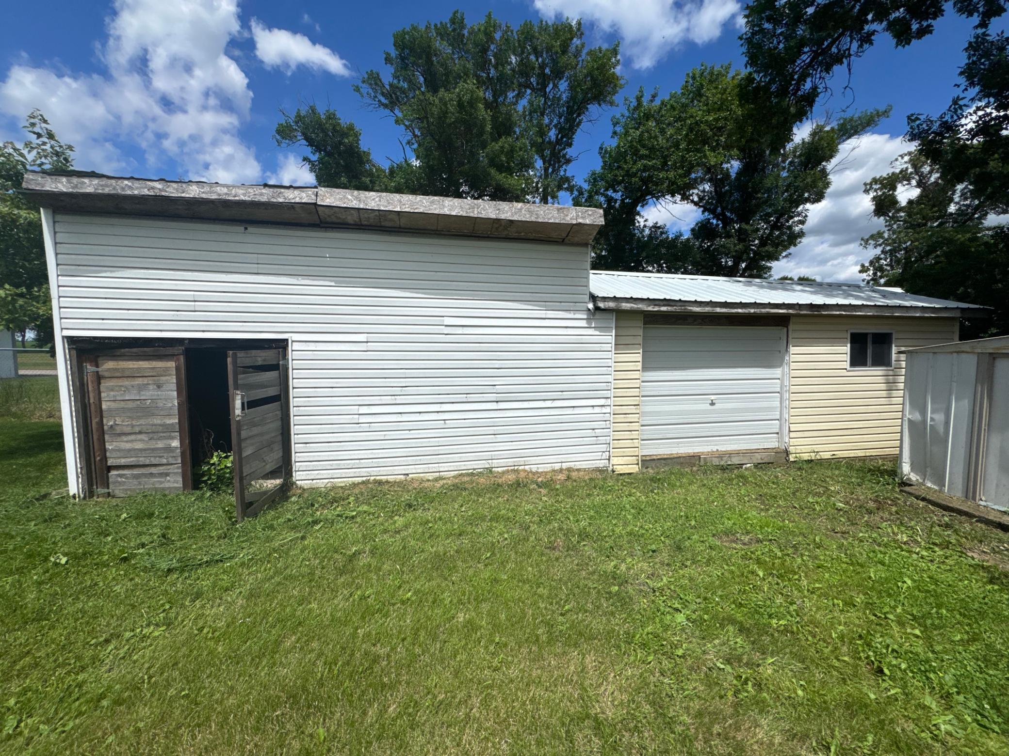 106 2nd Avenue N Property Photo 25
