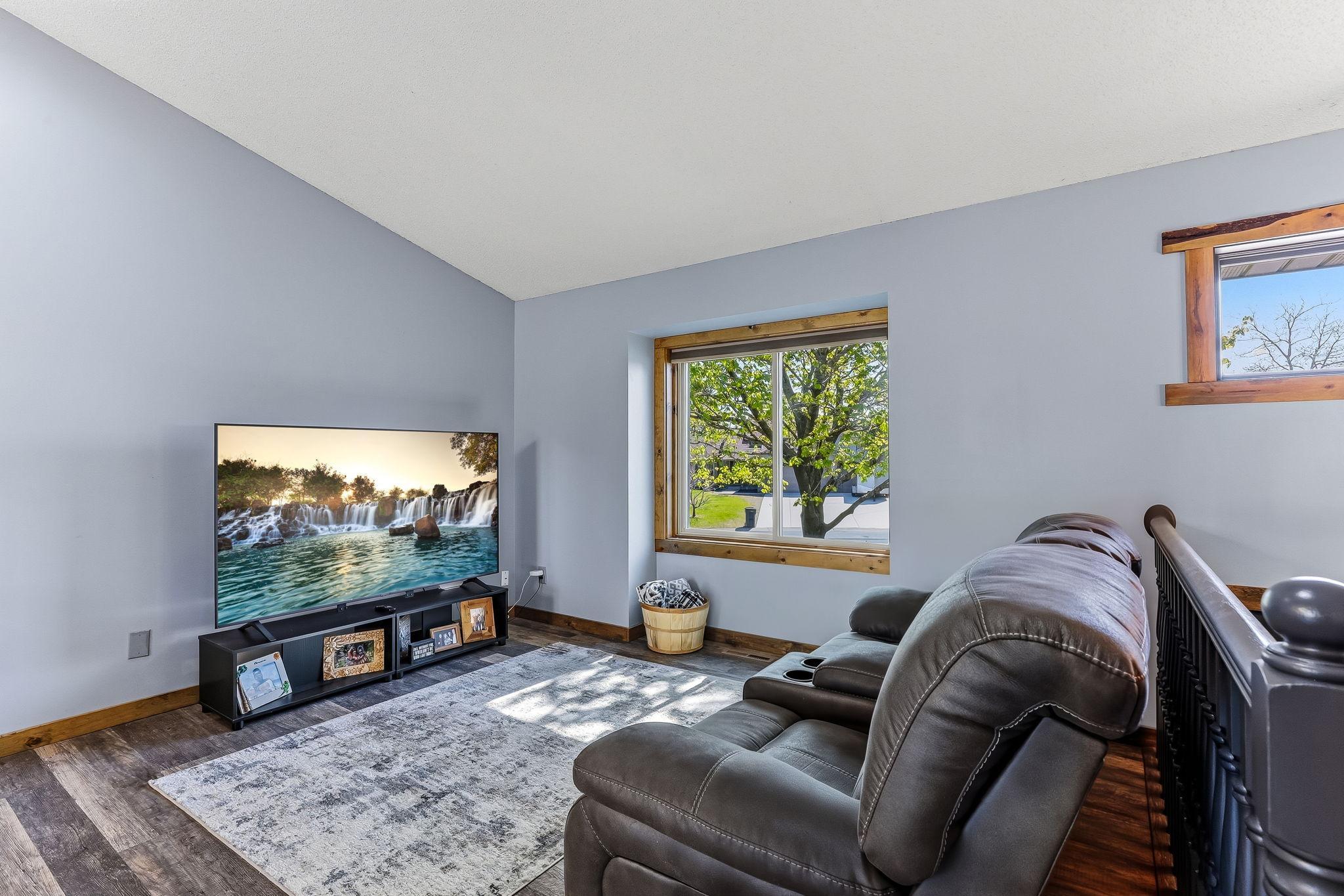13676 Marigold Street Nw Property Photo 5
