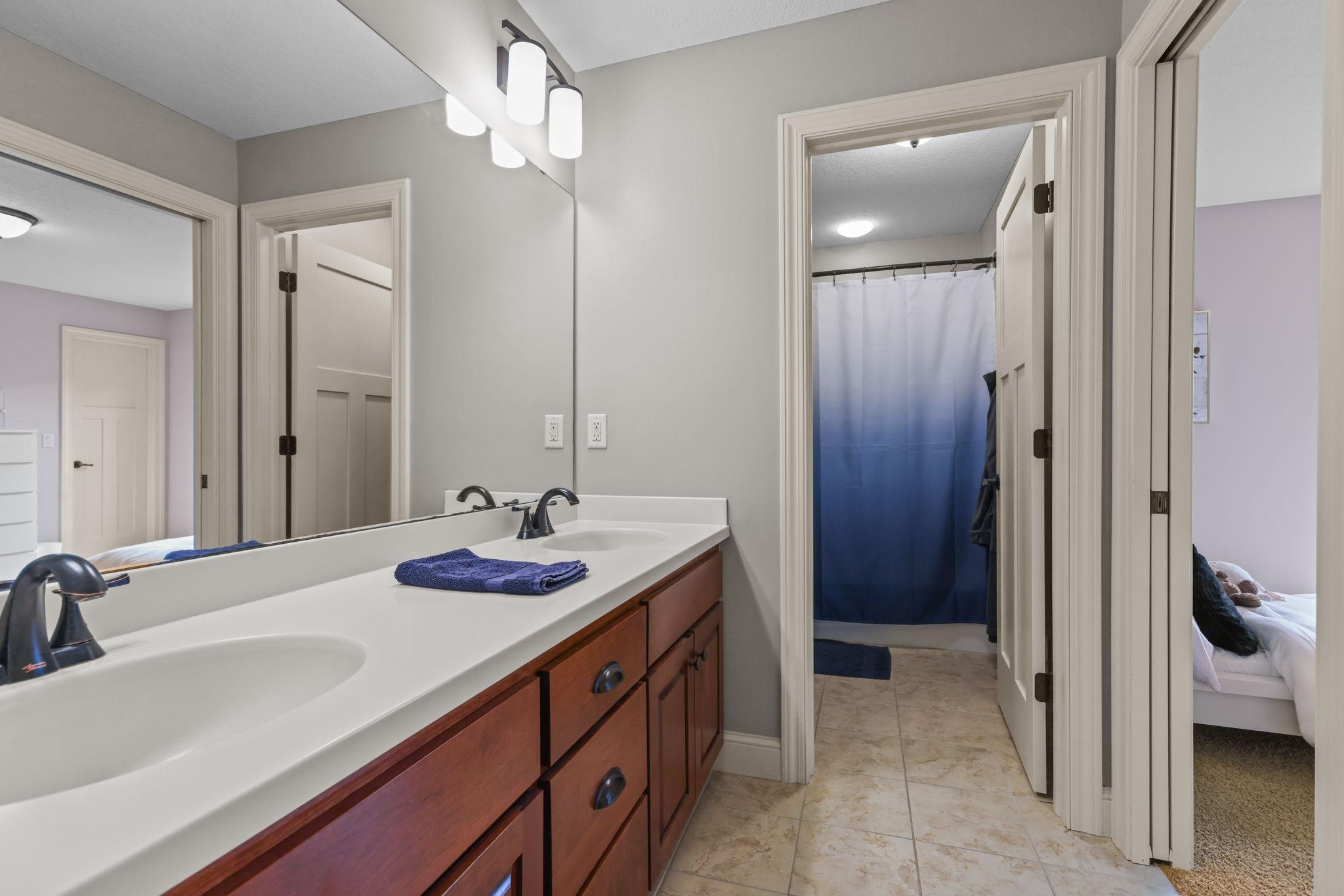 7525 Territory Pass Property Photo 39