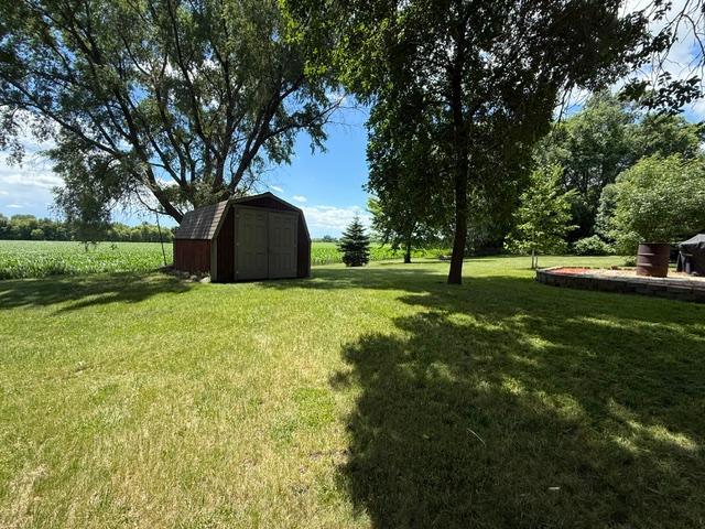 275 E High Street Property Photo 10