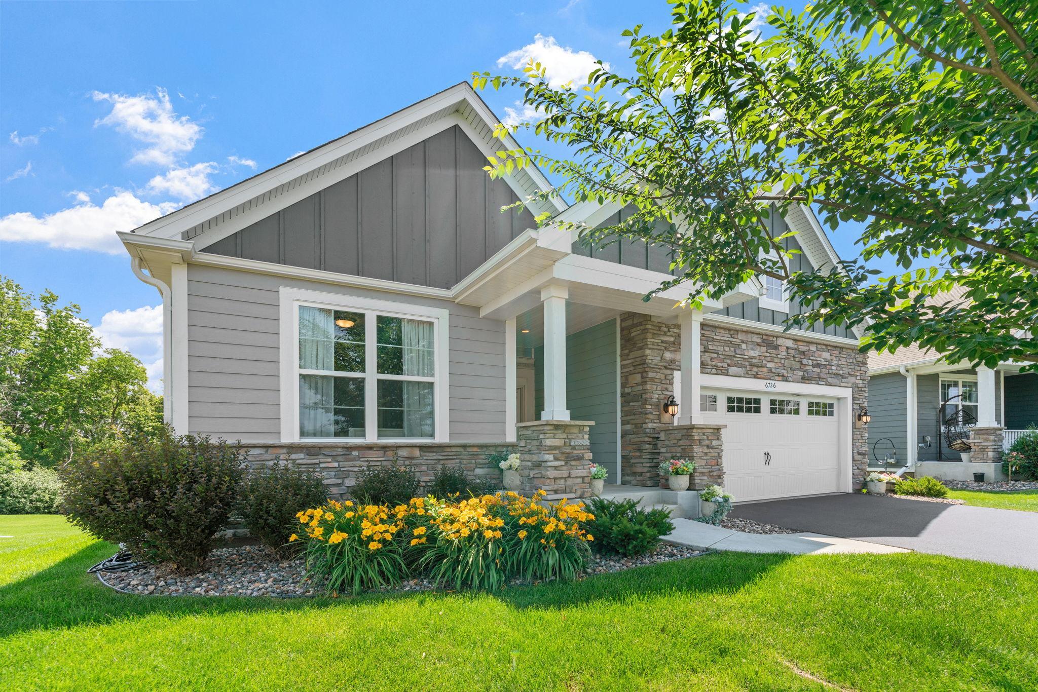 6726 Black Oak Lane Property Photo 1
