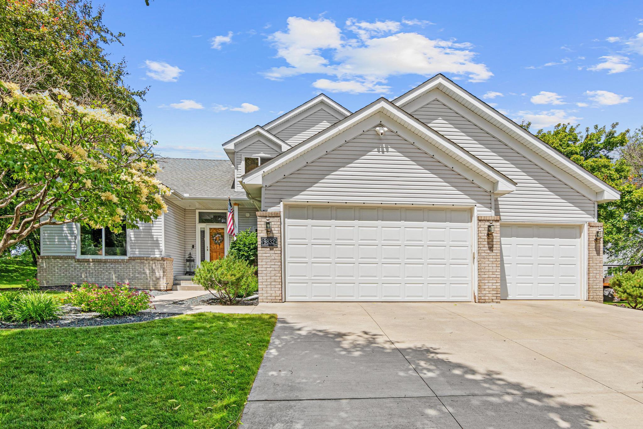 9832 Rosemill Circle N Property Photo 1